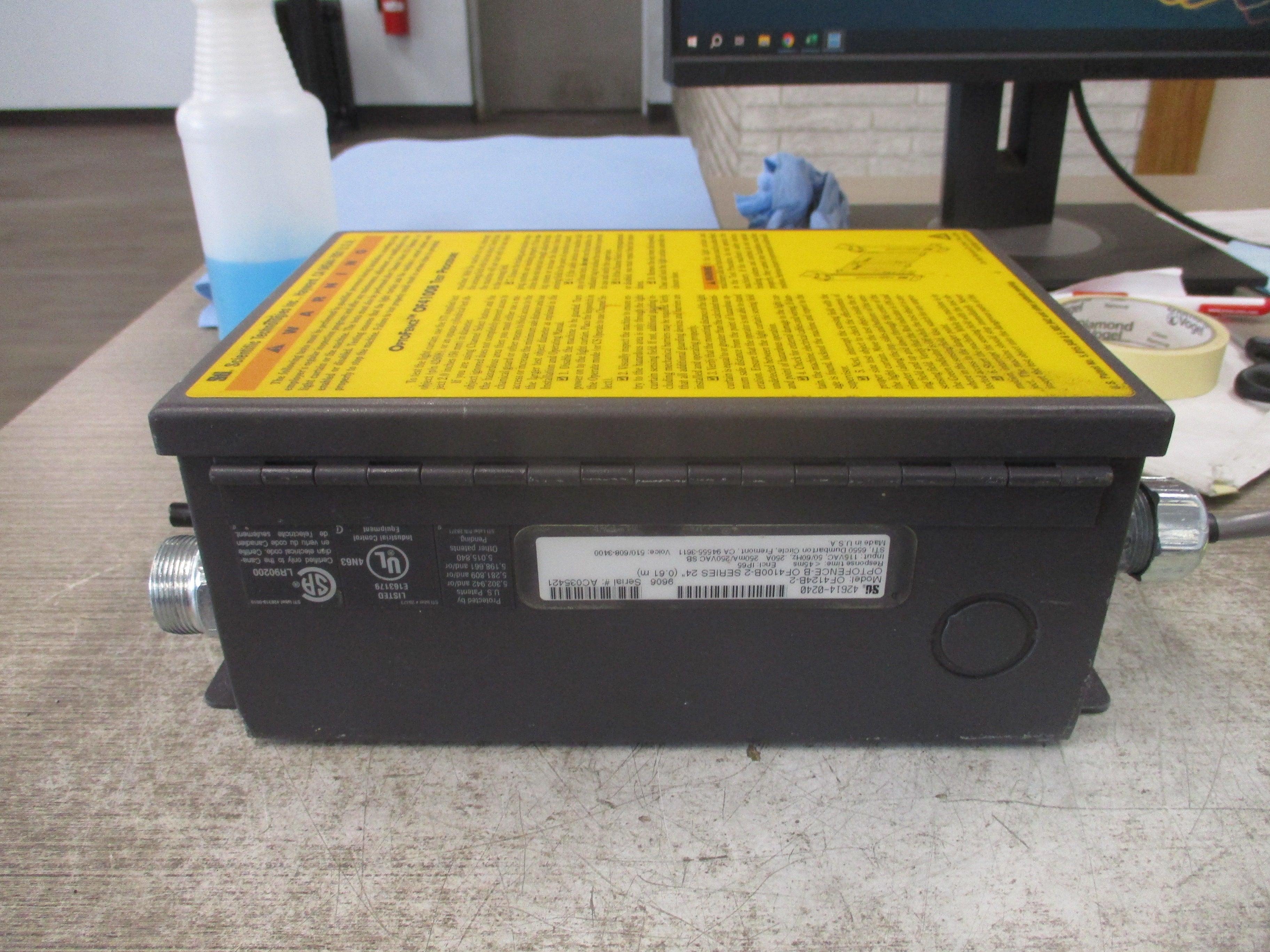 STI OF4100B-2 Series Optofence-B Control OF4124B-2 24" Response Time: <45ms 115V