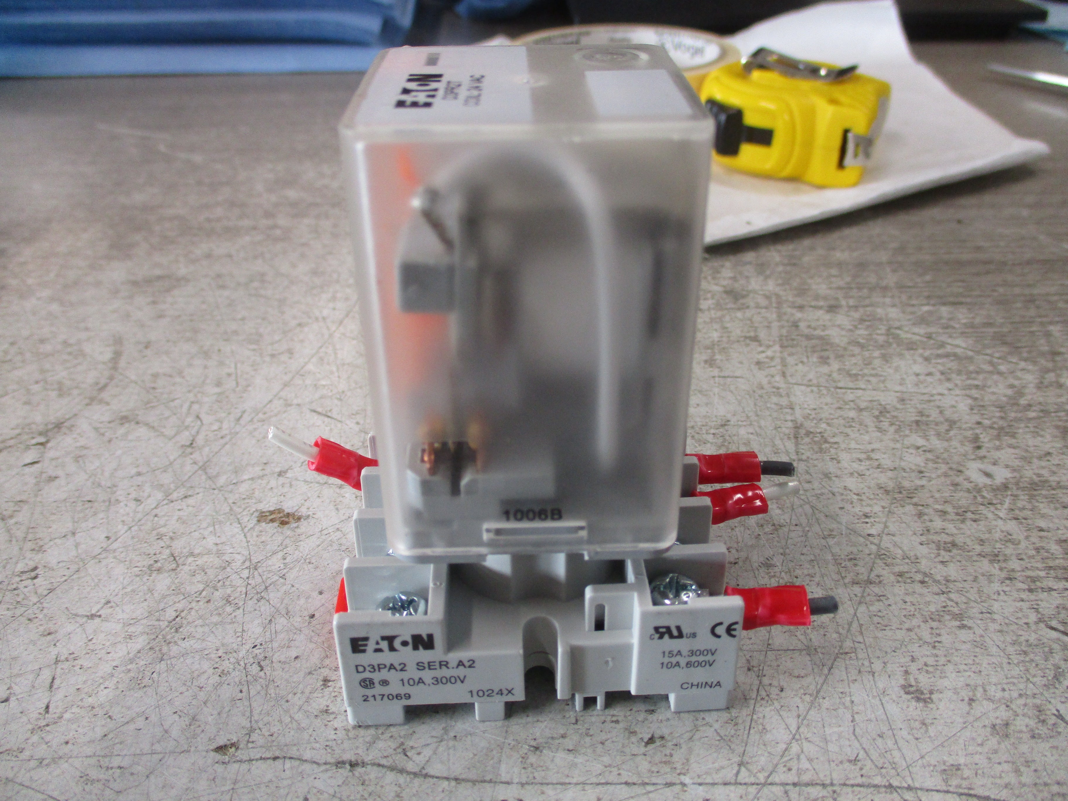 Eaton Relay D3PR2R1 12VDC Coil W/Base Used