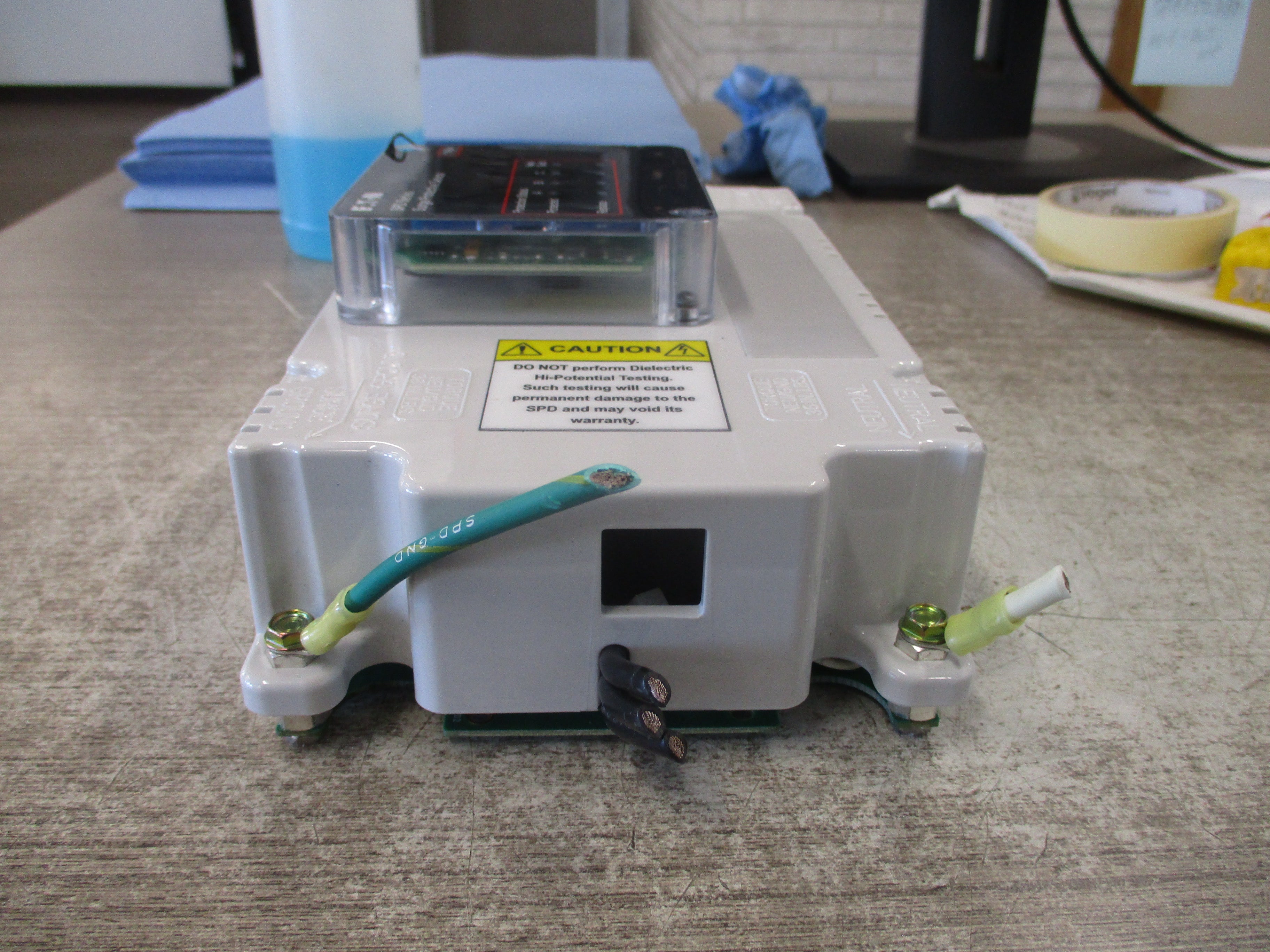 Eaton  SPD Series Surge Protective Device  SPD100208Y1C  120/208V  60Hz