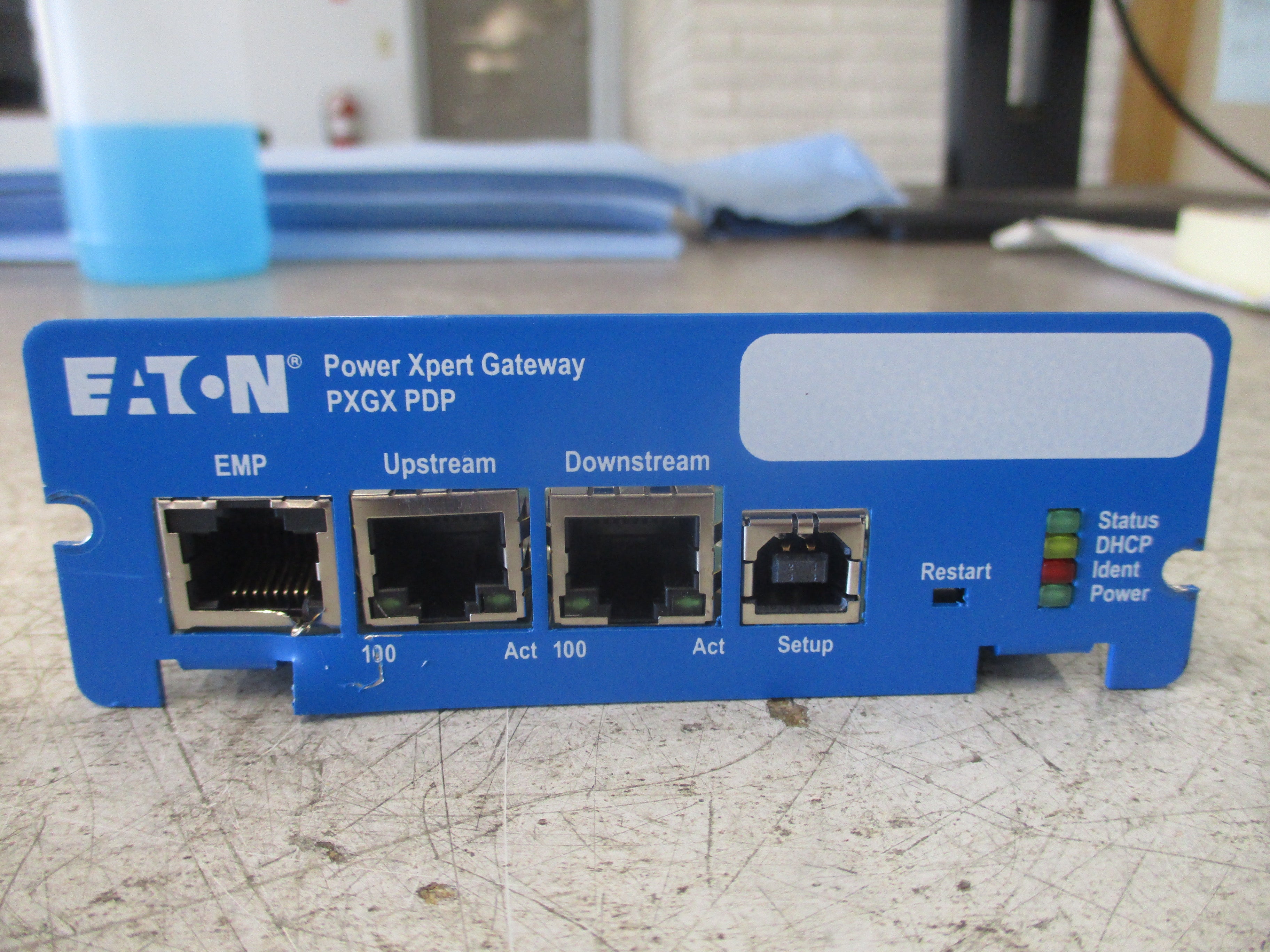 Eaton PXGX PDP Power Xpert Gateway 103008065-001 Rev. 005 *Bent Face Plate* Used