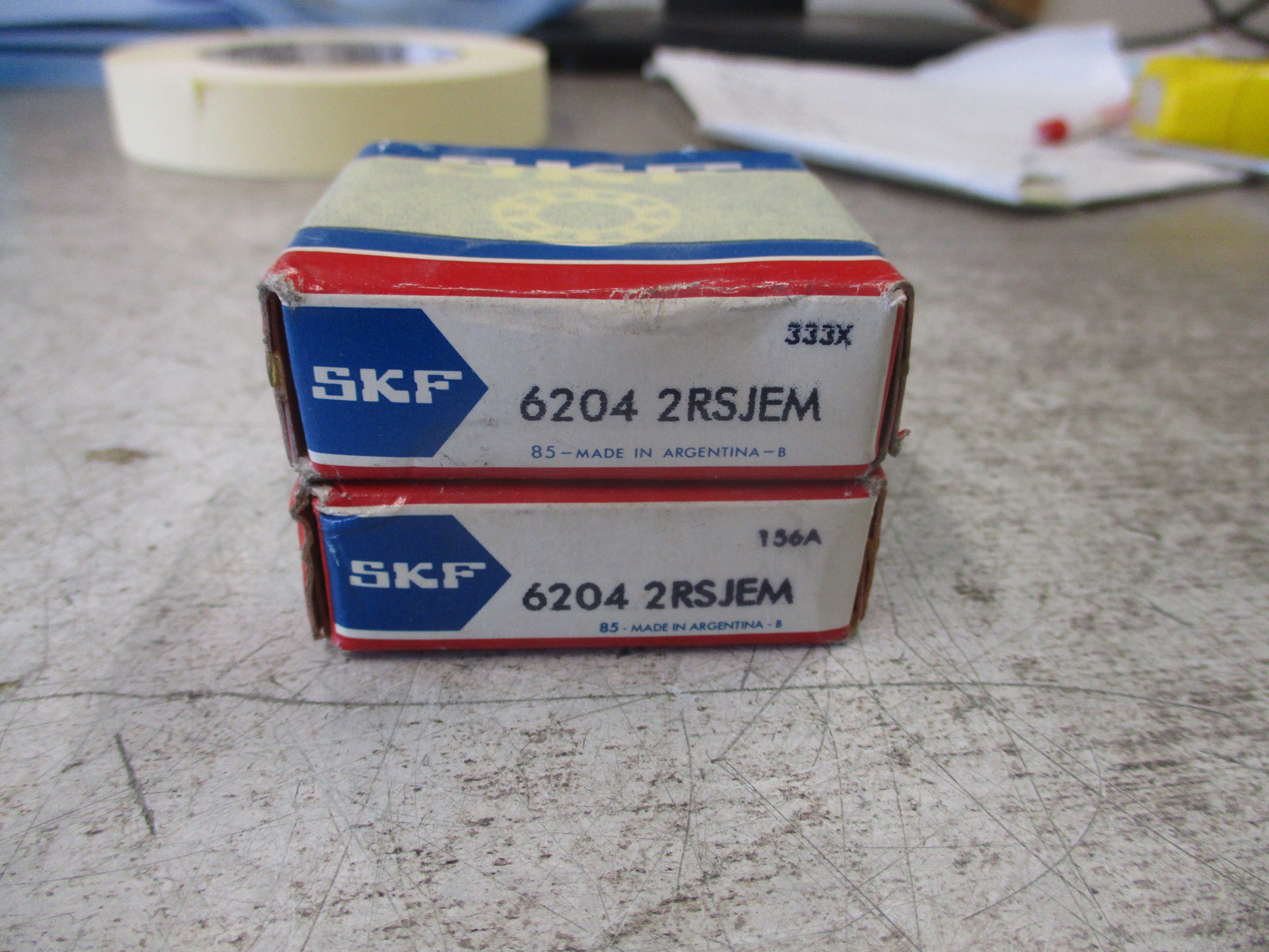 SKF Ball Bearing 6204 2RSJEM *Lot of 2* New Surplus