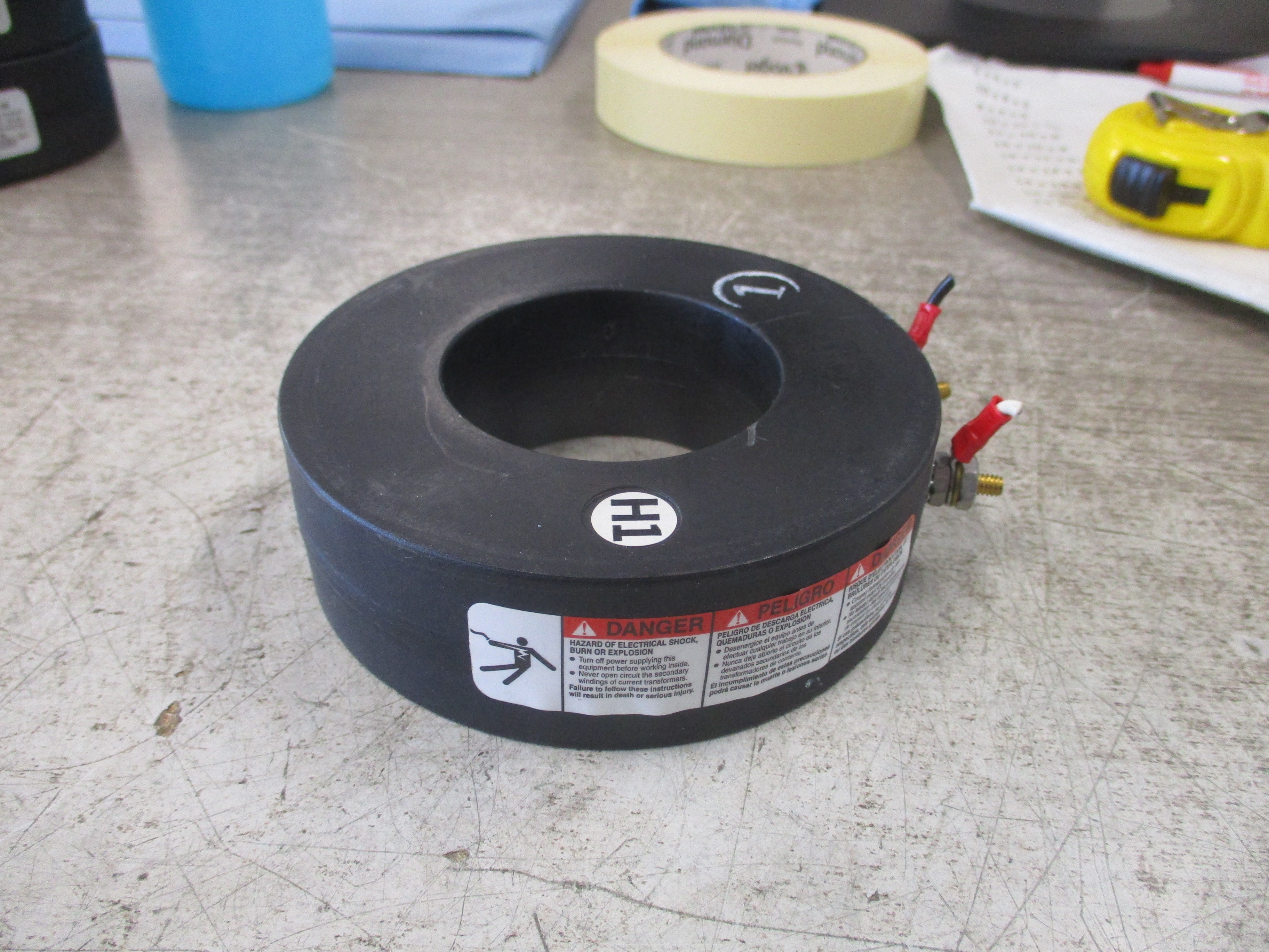 Square D Current Transformer 7RT-801-001 Ratio 800:1A 600V 50-400Hz 10KV BIL