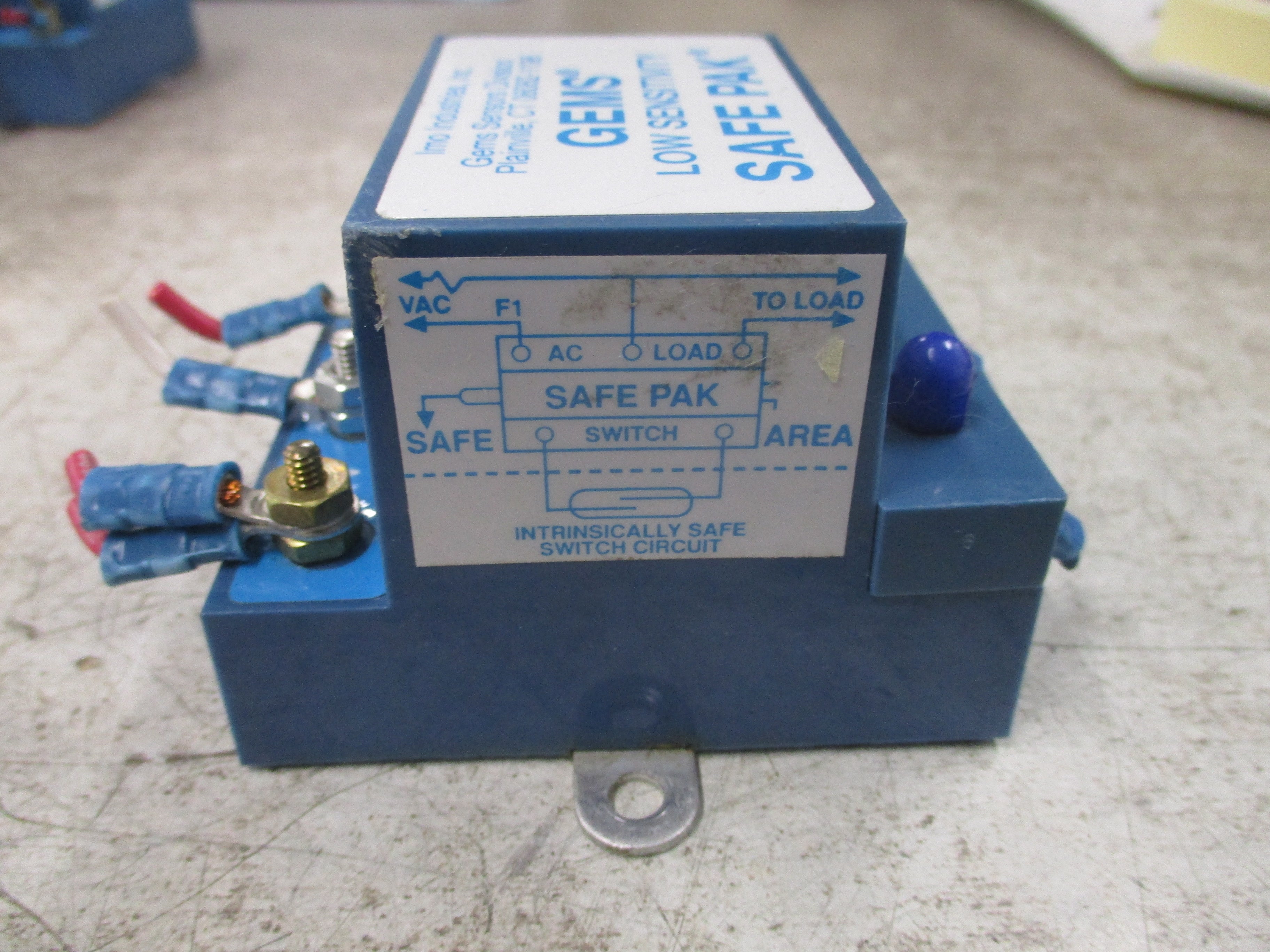 Gems Low Sensitivity Safe Pak ST-64101 10VA 120V 0.08A N.O. Used