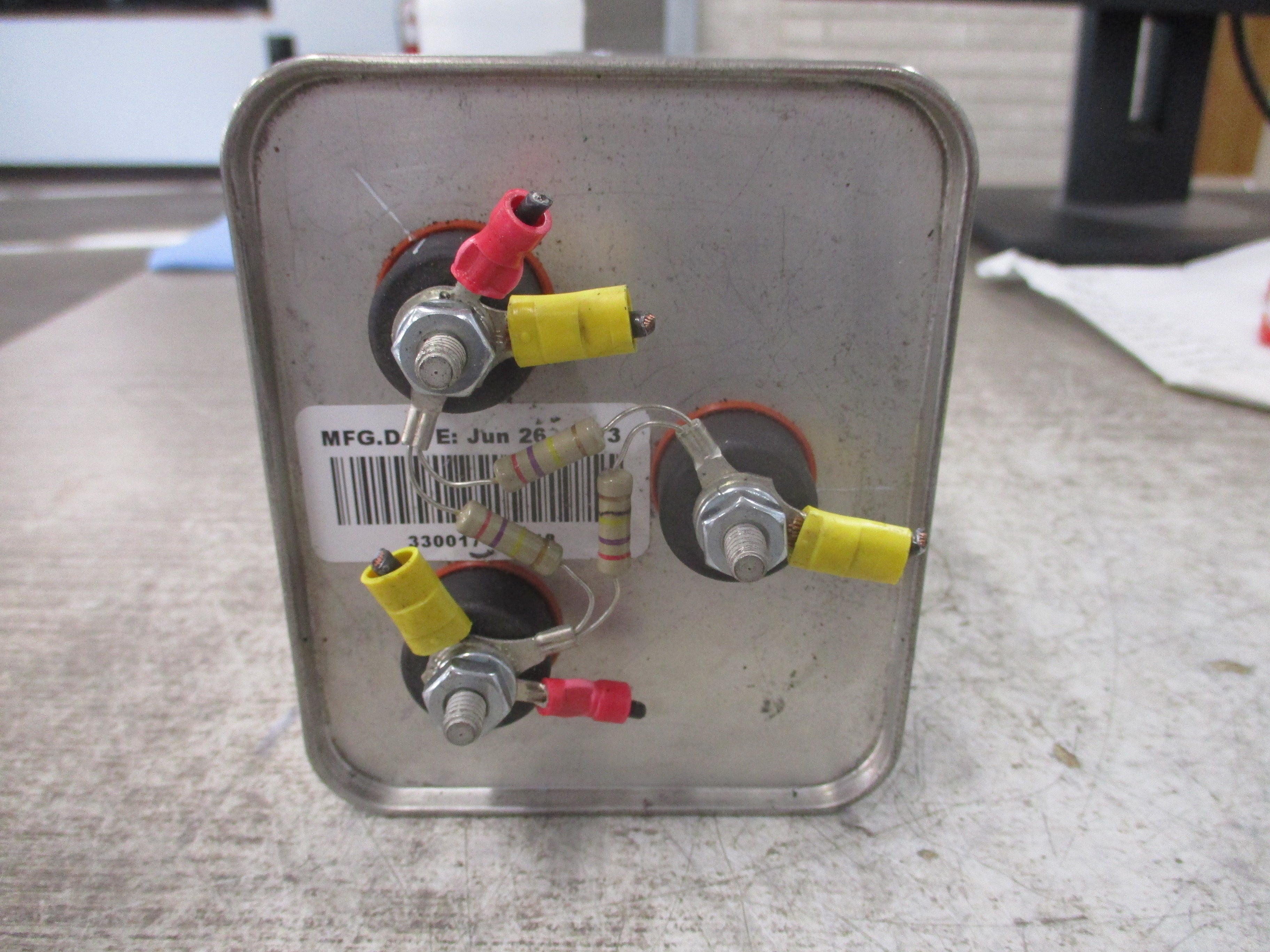 CSC Capacitor 643PCDMF 6 KVar 480V 3Ph 60Hz Used