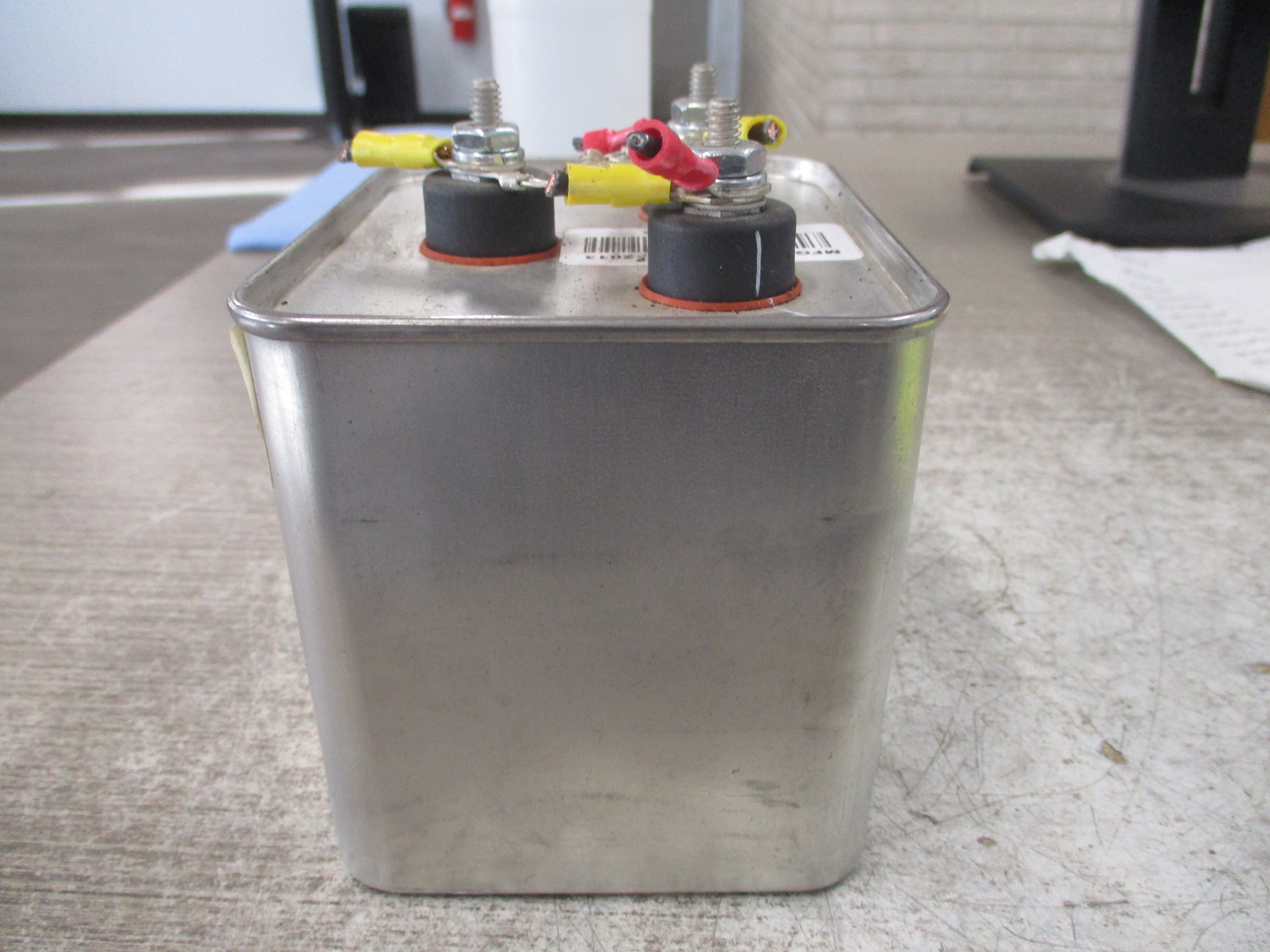 CSC Capacitor 643PCDMF 6 KVar 480V 3Ph 60Hz Used