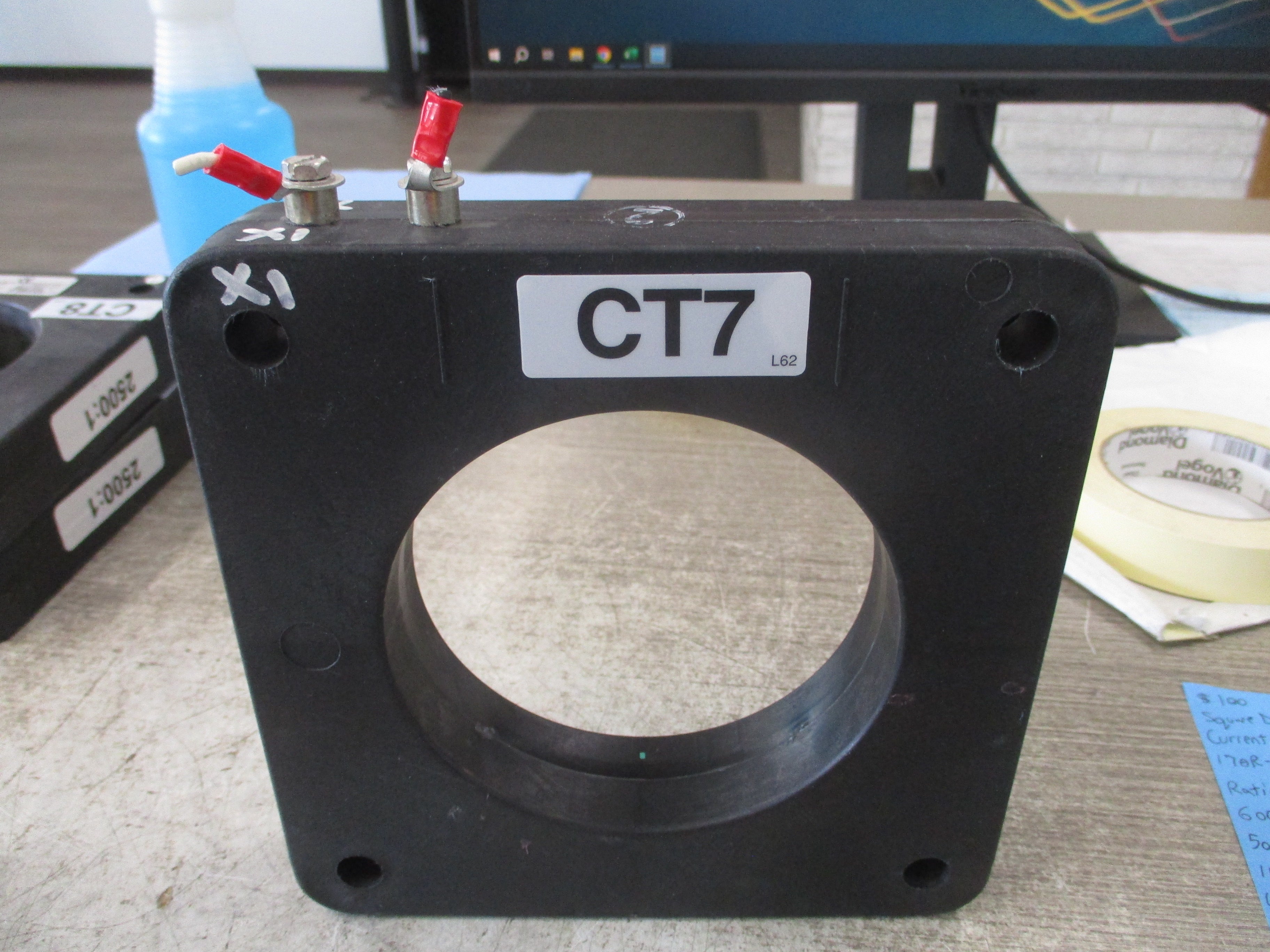 Square D Current Transformer 170R-252-002 Ratio 2500:1A 600V 50-400Hz 10KV BIL