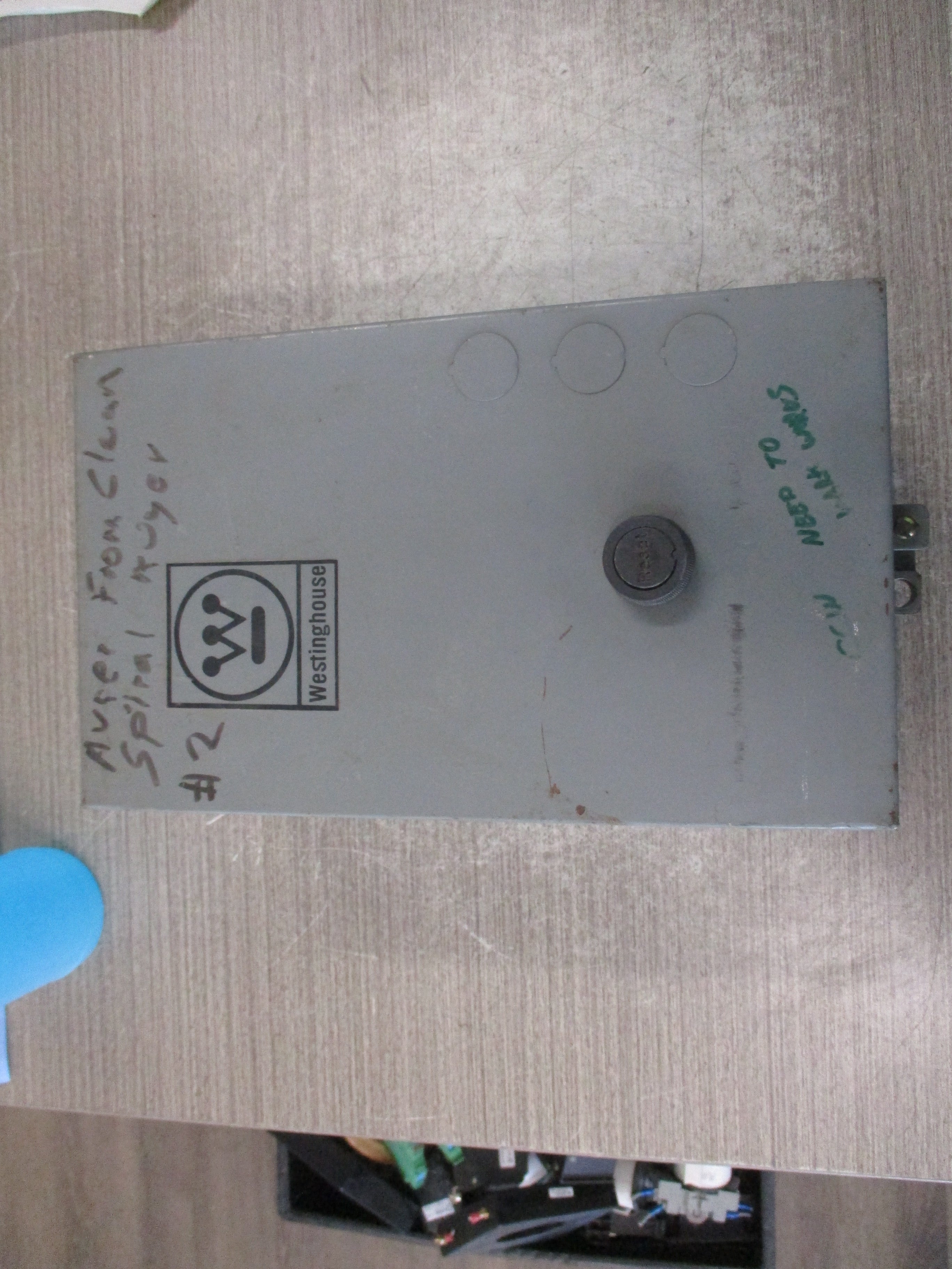 Westinghouse Enclosed Size 0 Starter A200M0CAC 240V Coil Used