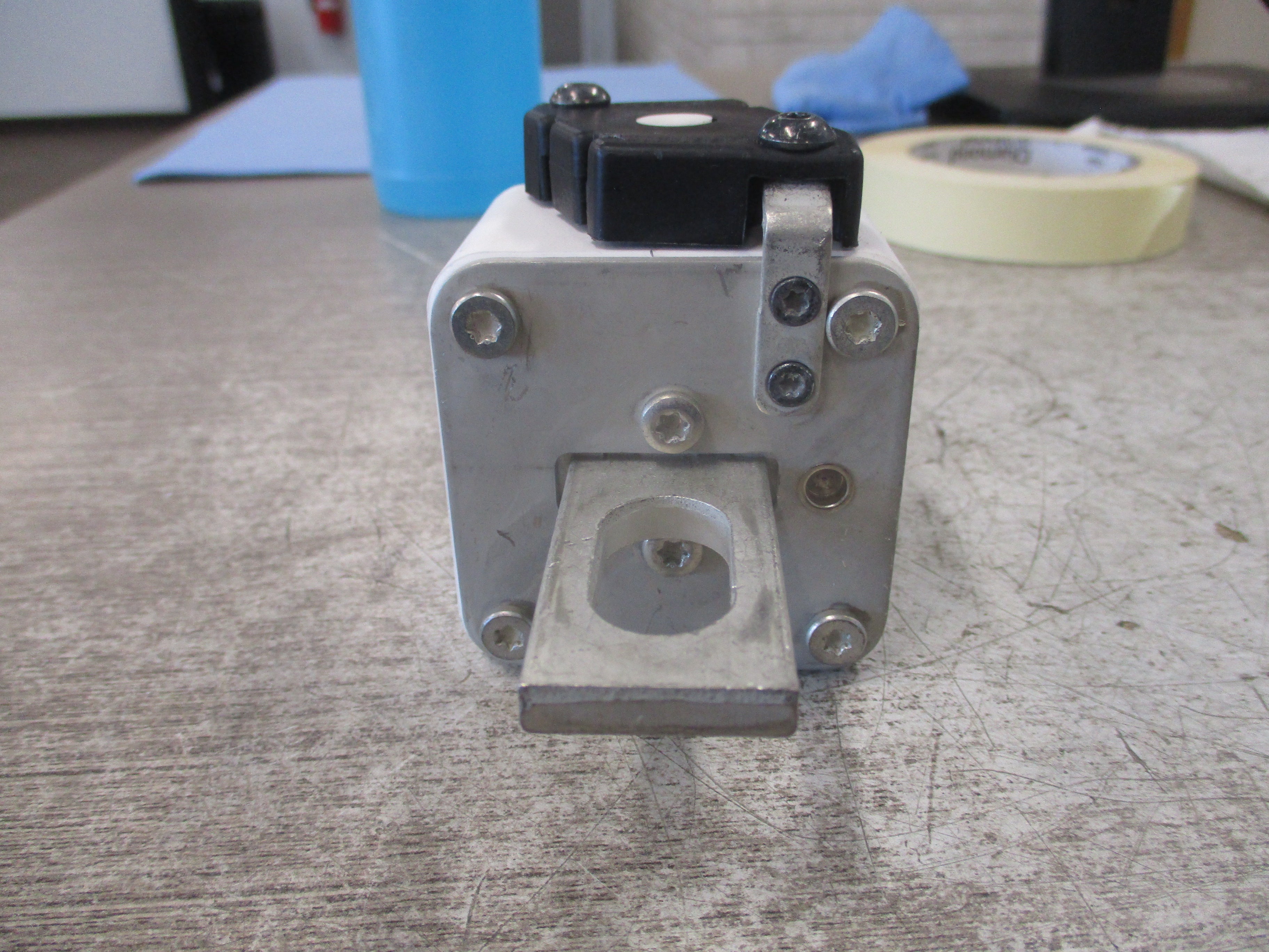 Eaton Bussmann Fuse 170M5663 700A 700V *No Contact* Used