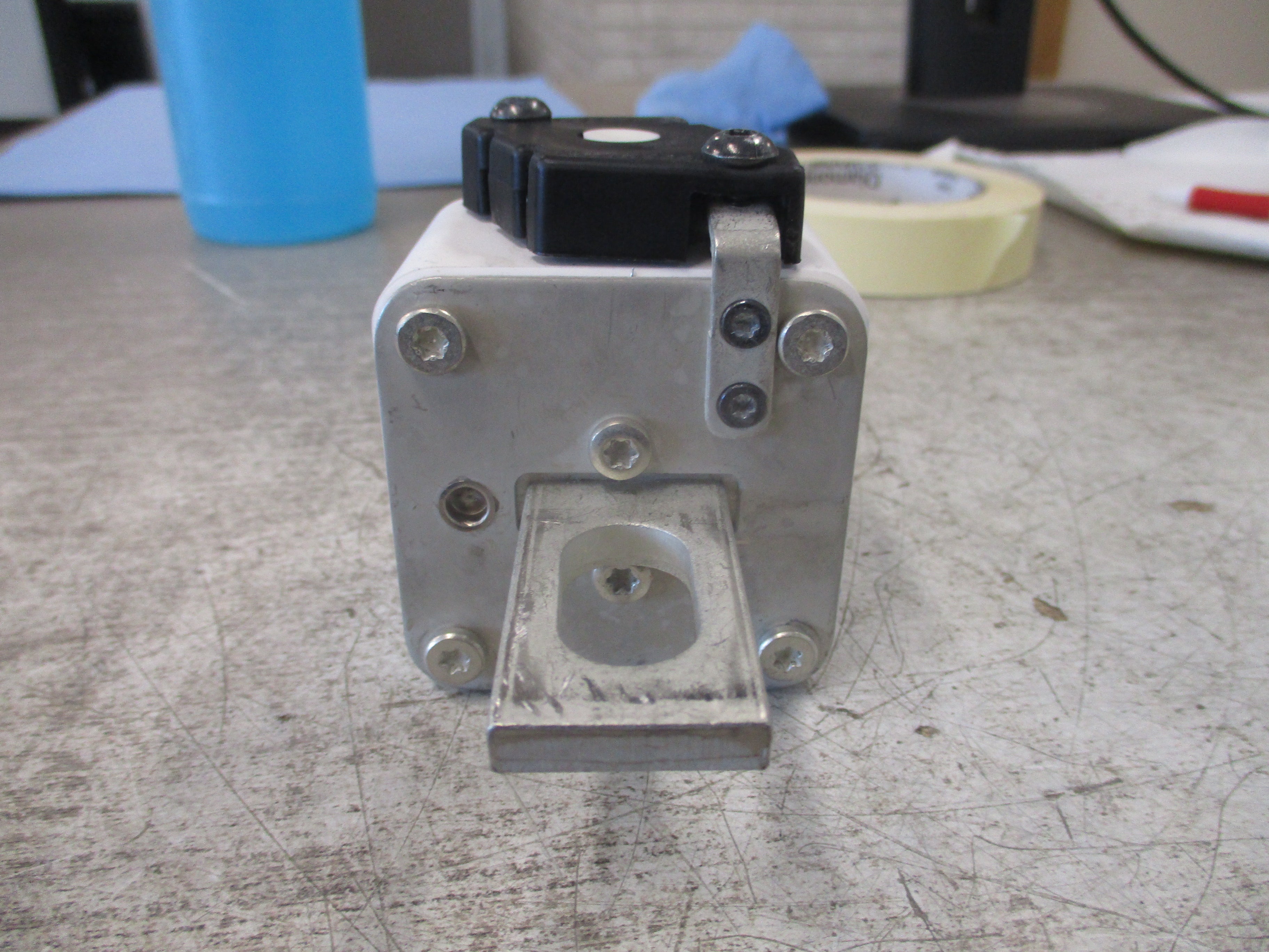 Eaton Bussmann Fuse 170M5663 700A 700V *No Contact* Used