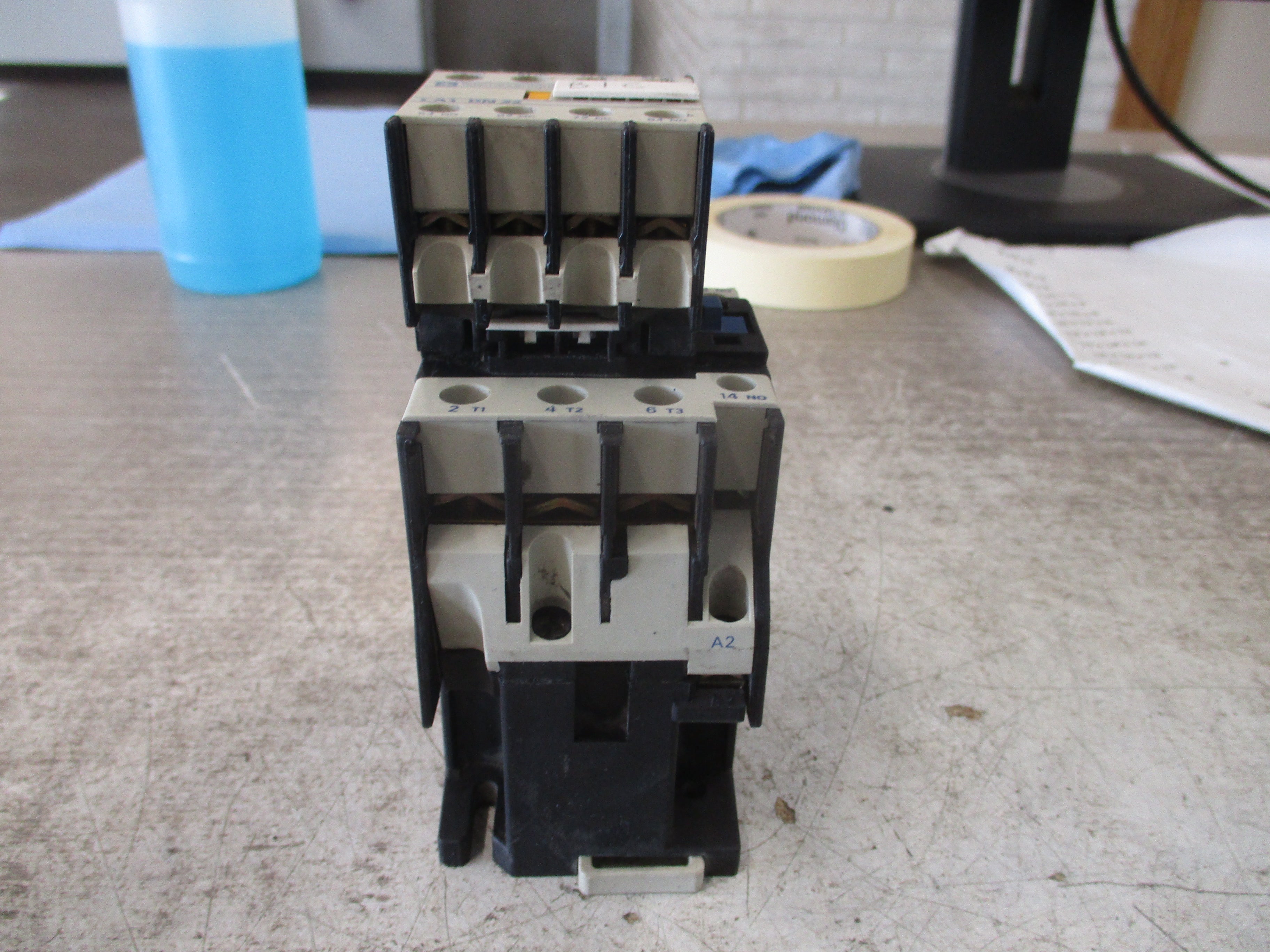 Telemecanique Contactor LC1 D3210 120V Coil 50A 600V W/Aux Contact Block Used