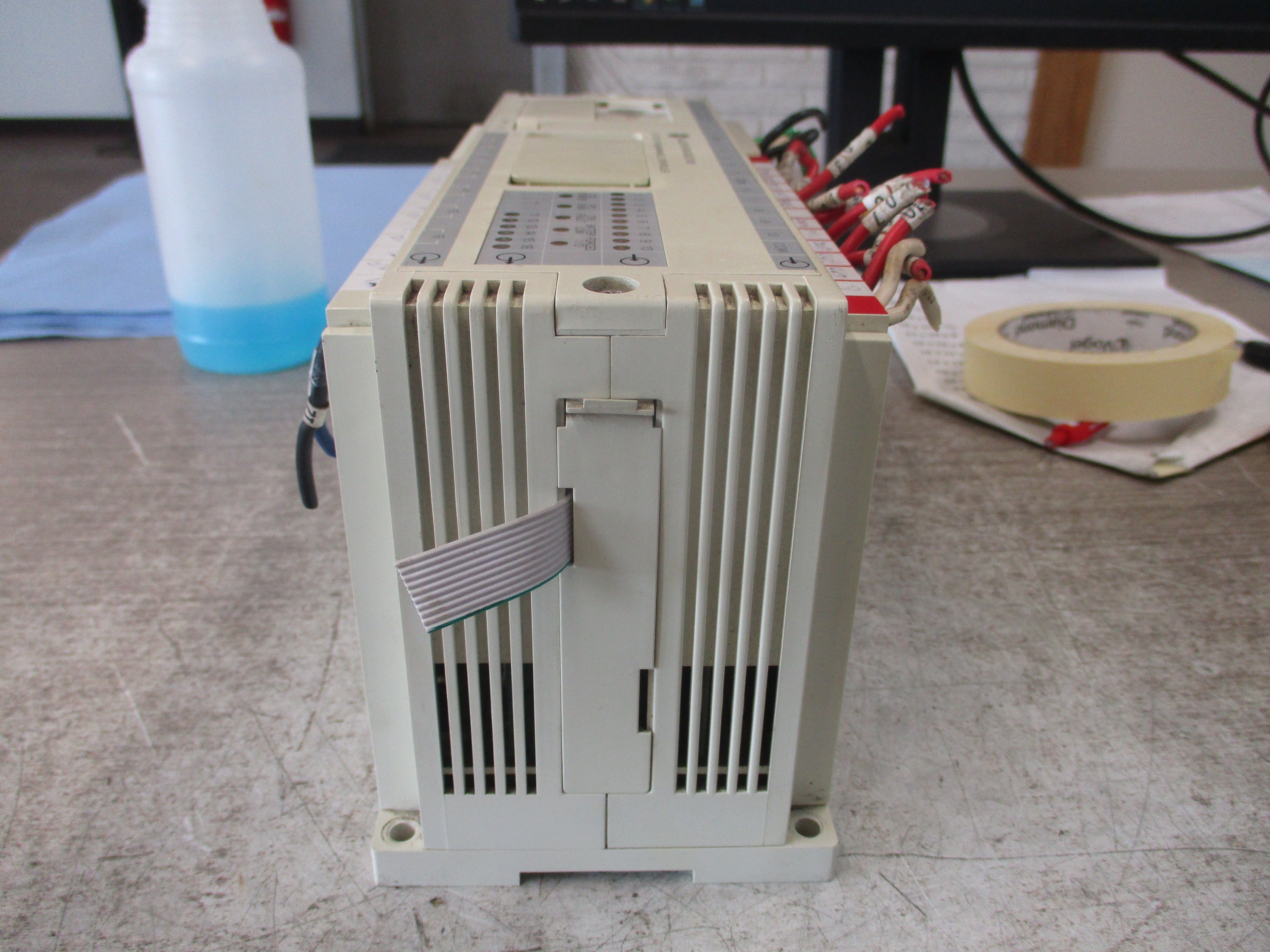 Allen-Bradley SLC 100 Processor Unit 1745-LP101 Ser. B FRN: 4 Used