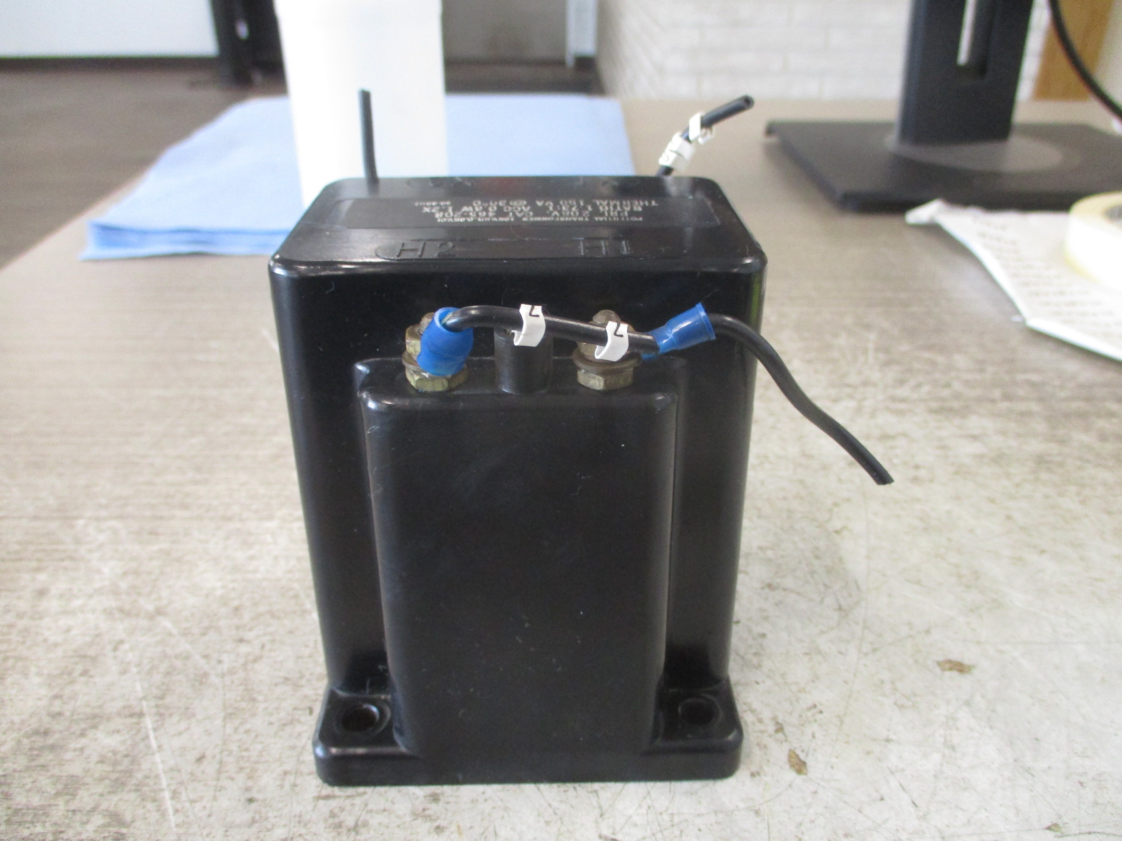 PMC Potential Transformer 465-208 Pri: 208V Ratio 1.73:1 50-60Hz 10KV BIL