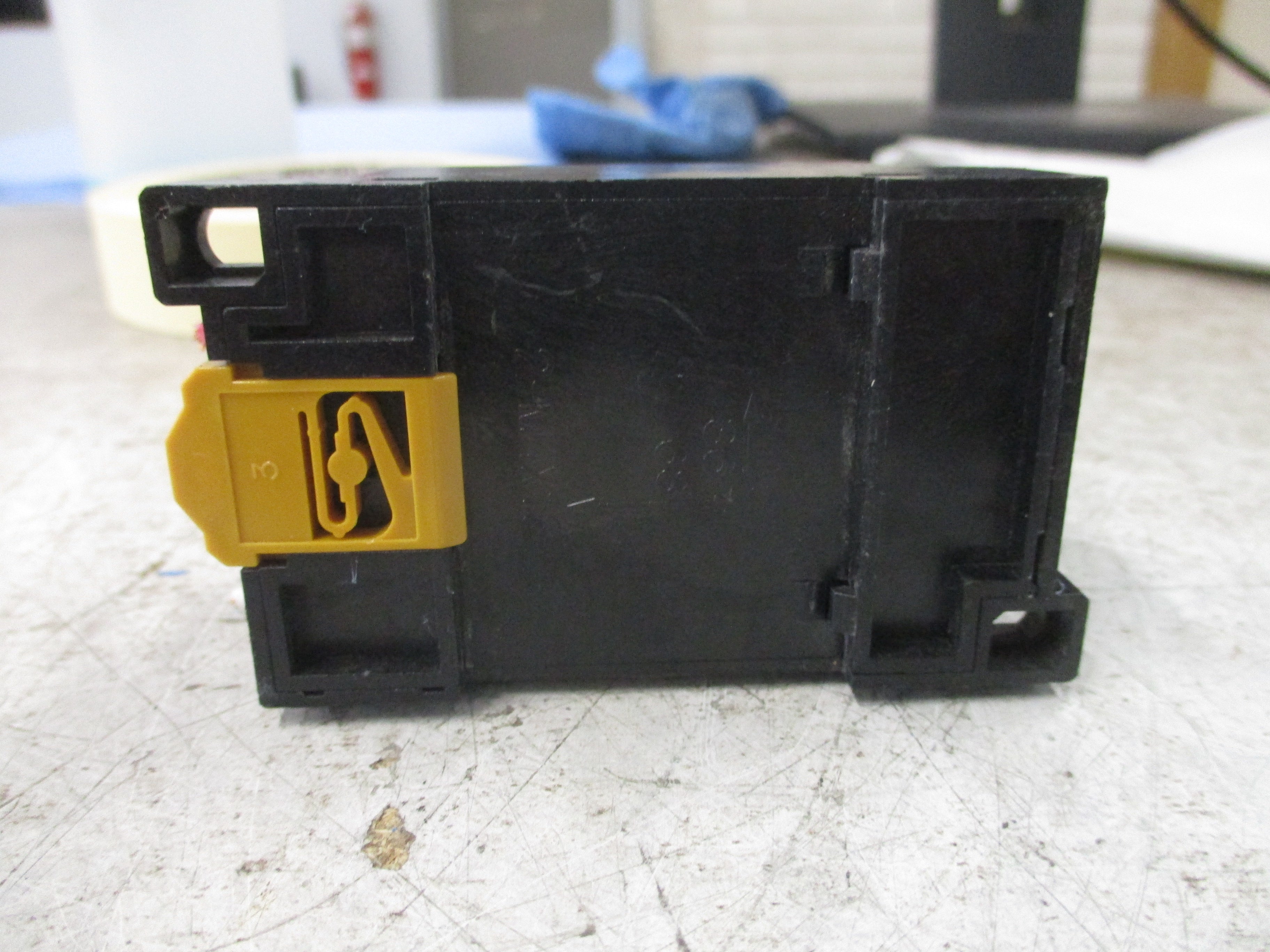 Omron Relay LY4 120V Coil w/ Base Used