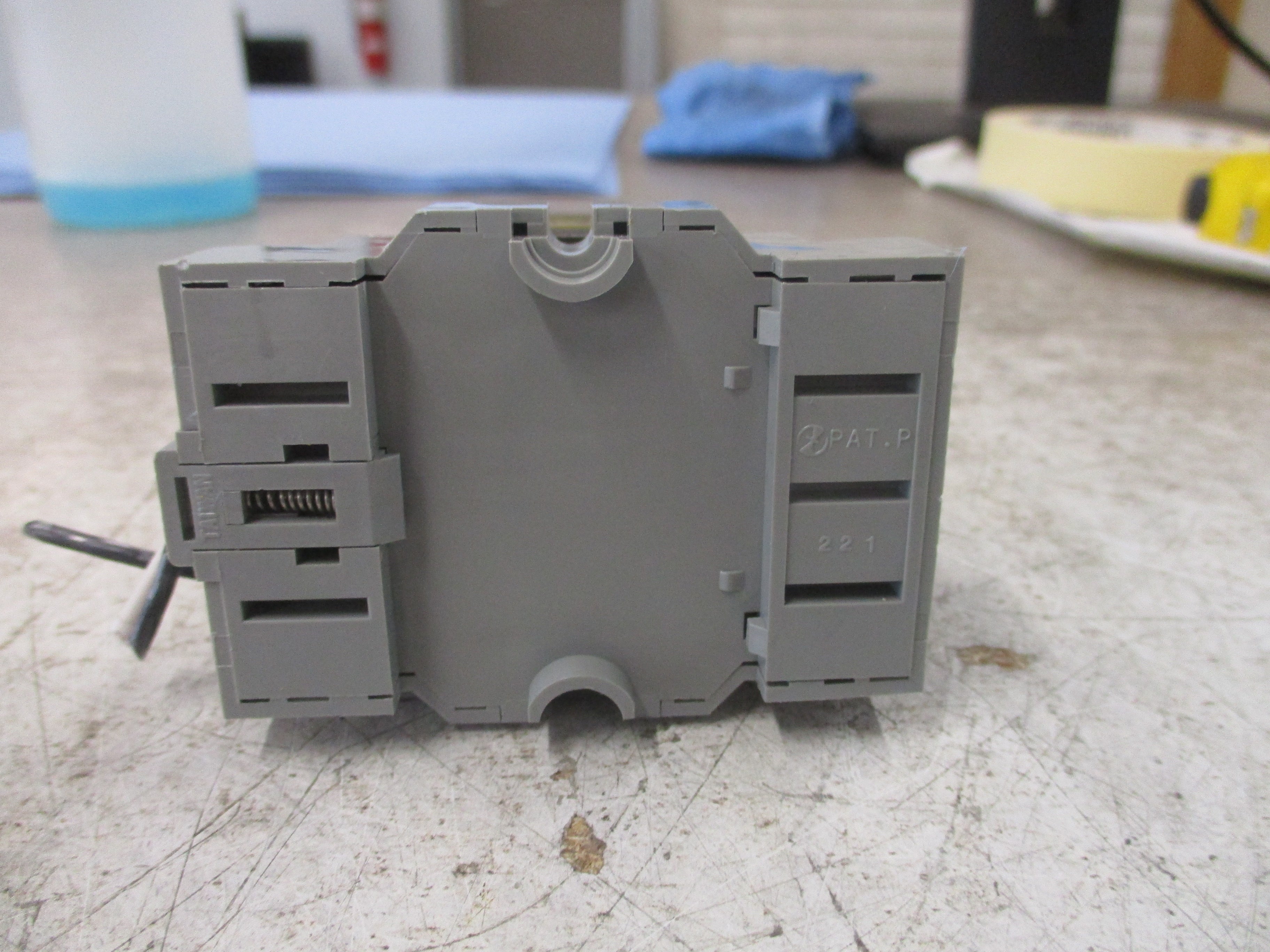 Idec Relay RH4B-ULC 120V Coil W/Base Used