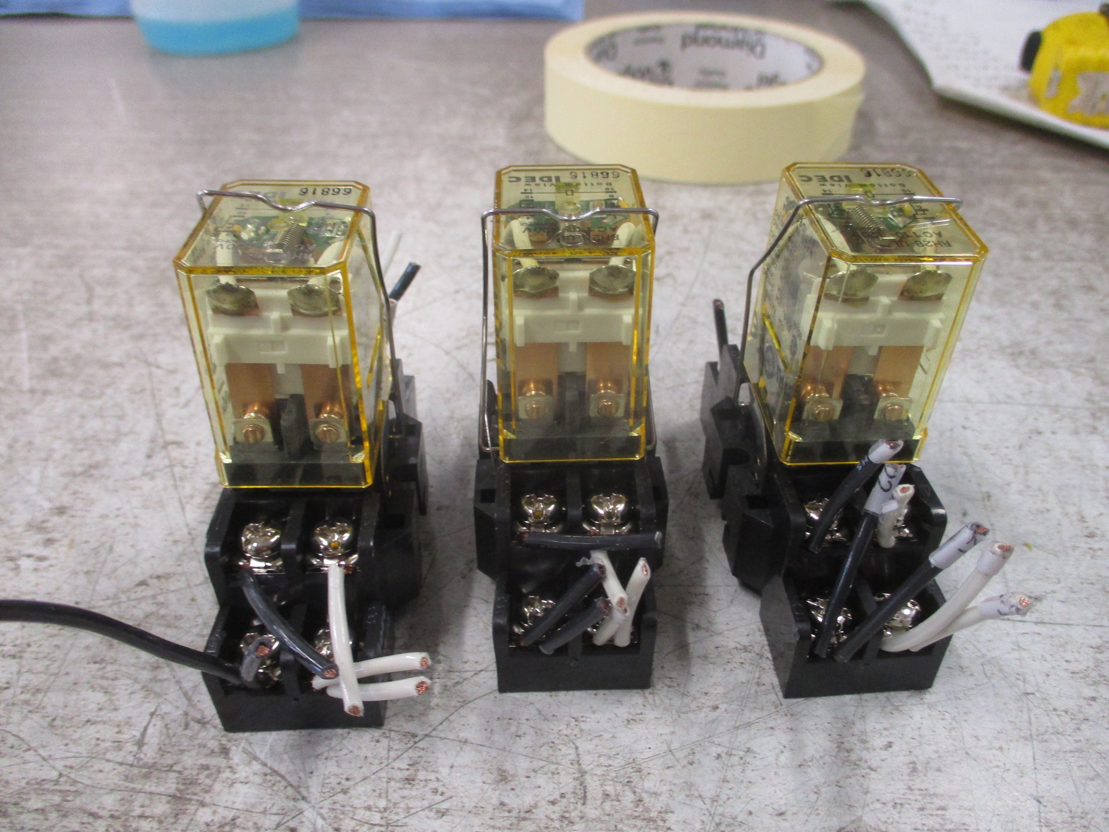 Idec Relay RH2B-UL 110-120V Coil W/Base *Lot of 3* Used