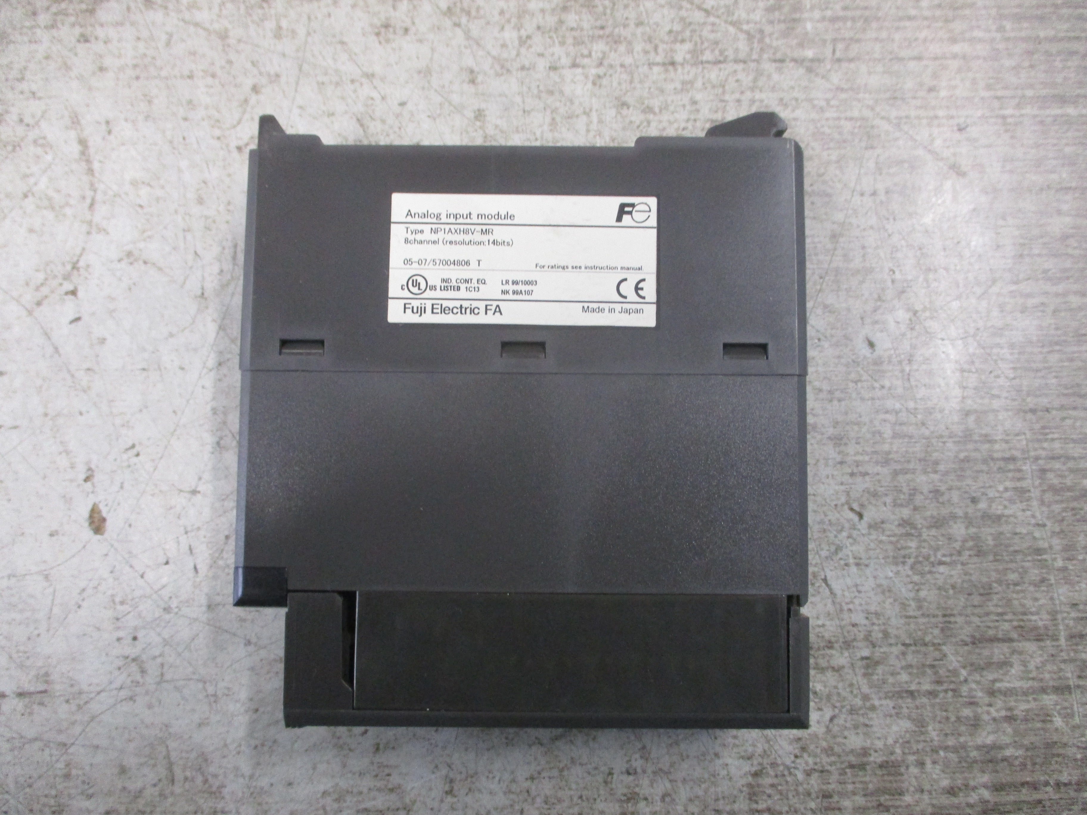 Fuji Electric Analog Input Module NP1AXH8V-MR 8-Channel 14-Bits Used