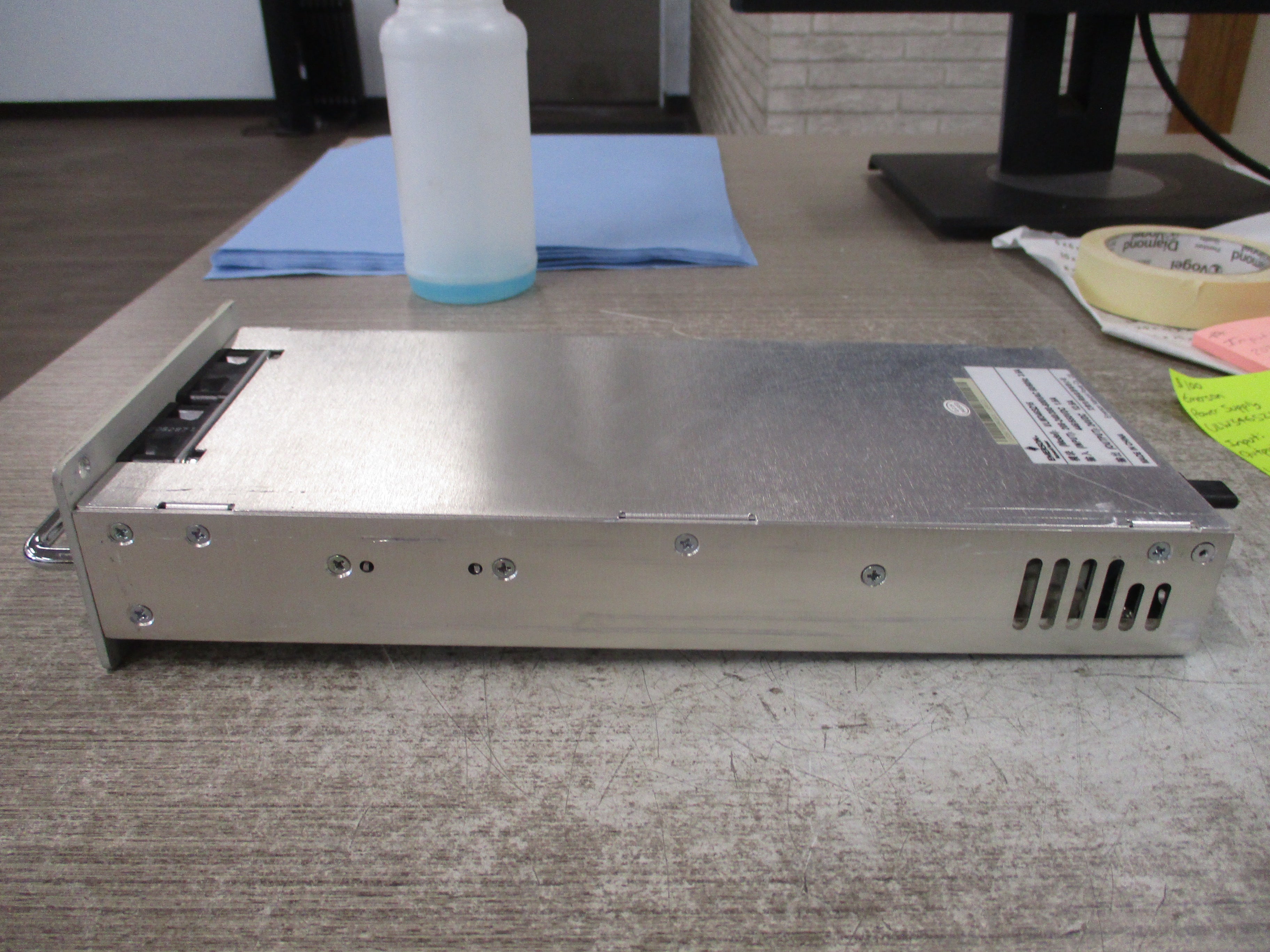 Emerson Power Supply ULW346SZ15 Input: 208-240/380-600VAC 50/60Hz 3.5A
