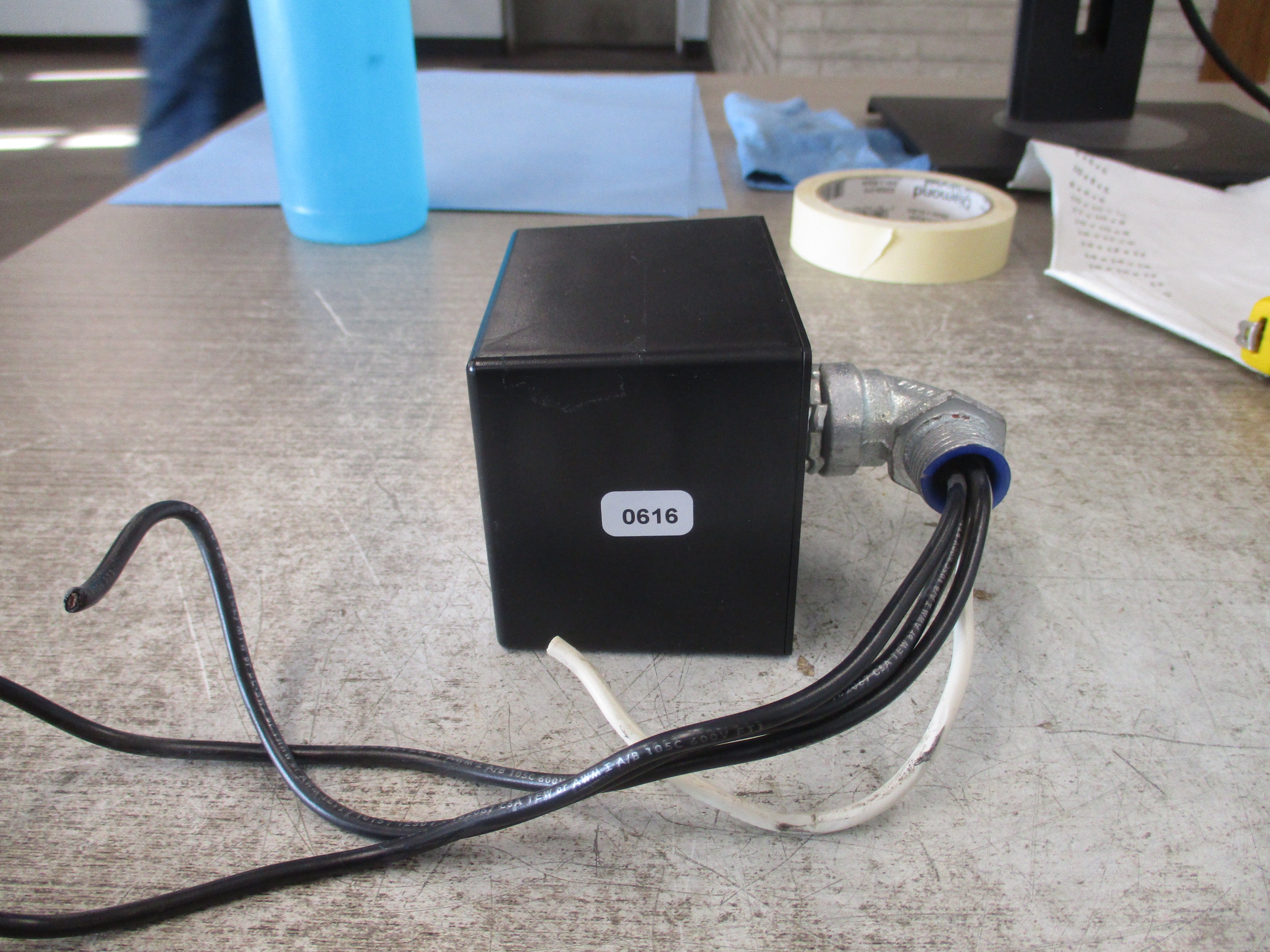 Square D Secondary Surge Arrester SDSA3650 Ser. 001 600V Used