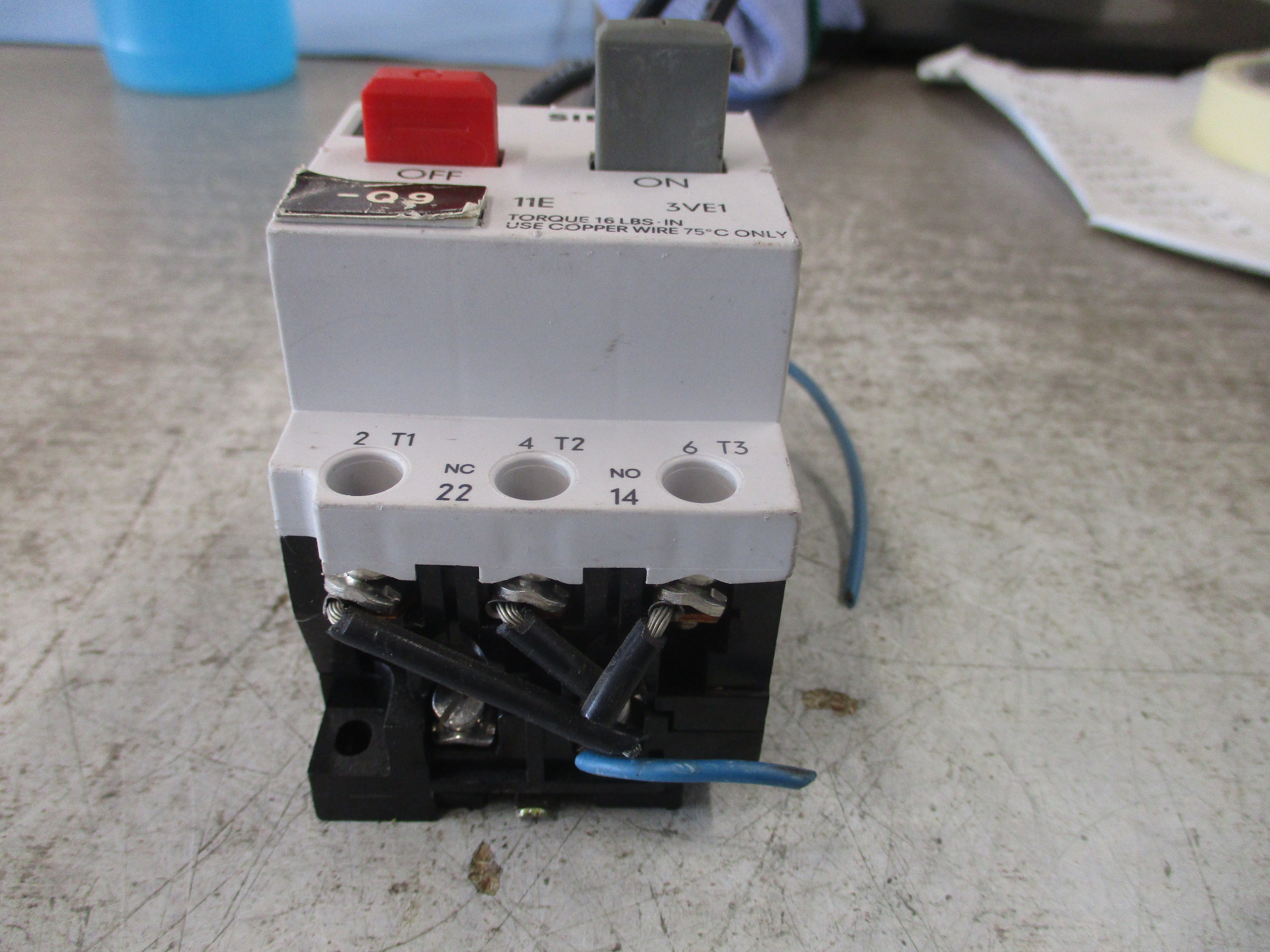 Siemens Manual Starter 3VE1010-8J Trip: 3.2-5A Used