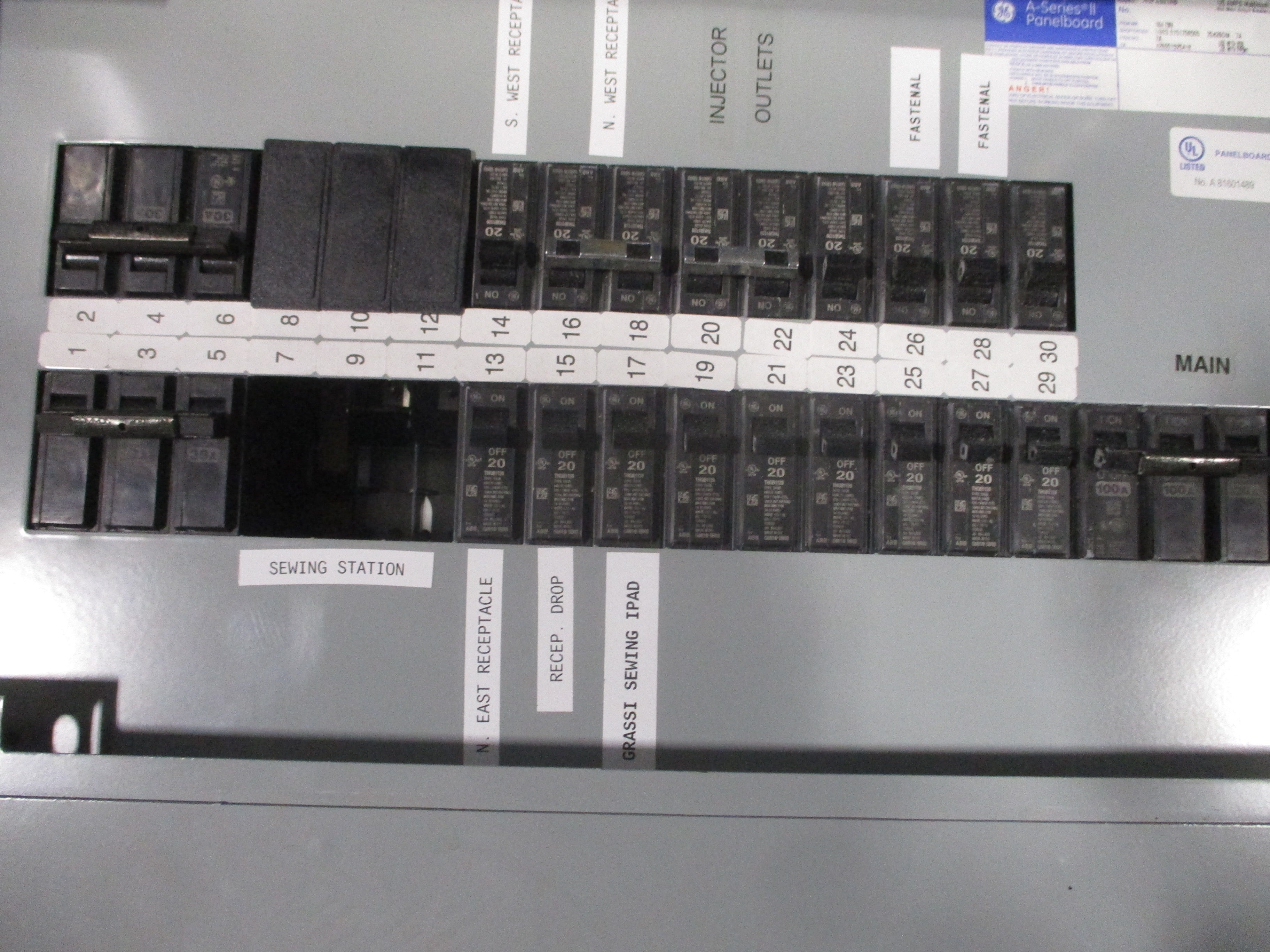 GE Main Breaker Circuit Breaker Panel AQF3301AB 100A Main 208/120V 3PH 4W Used