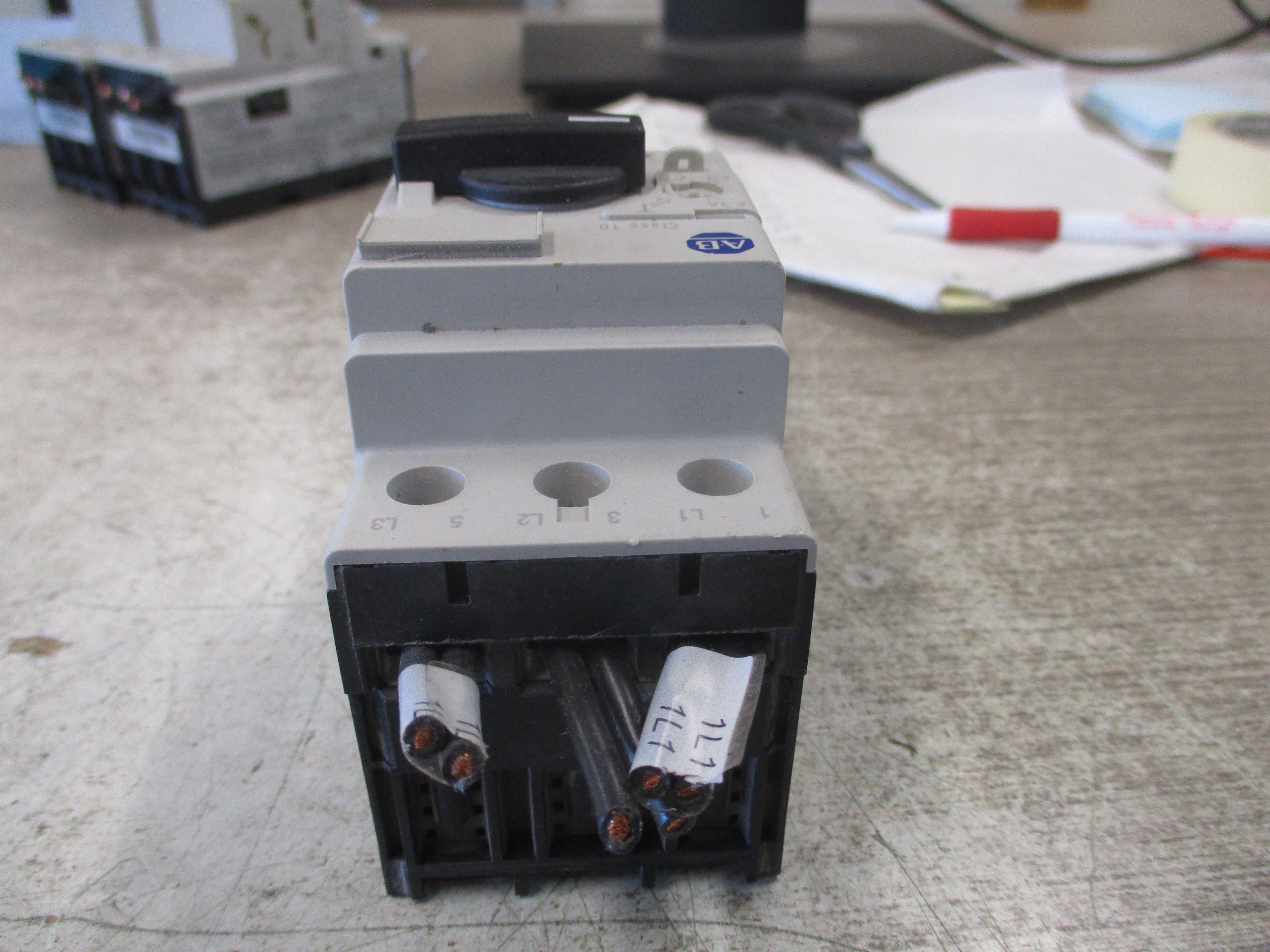 Allen-Bradley Manual Motor Protector 140M-C2E-B63 Ser. C Trip: 4.0-6.3A Used