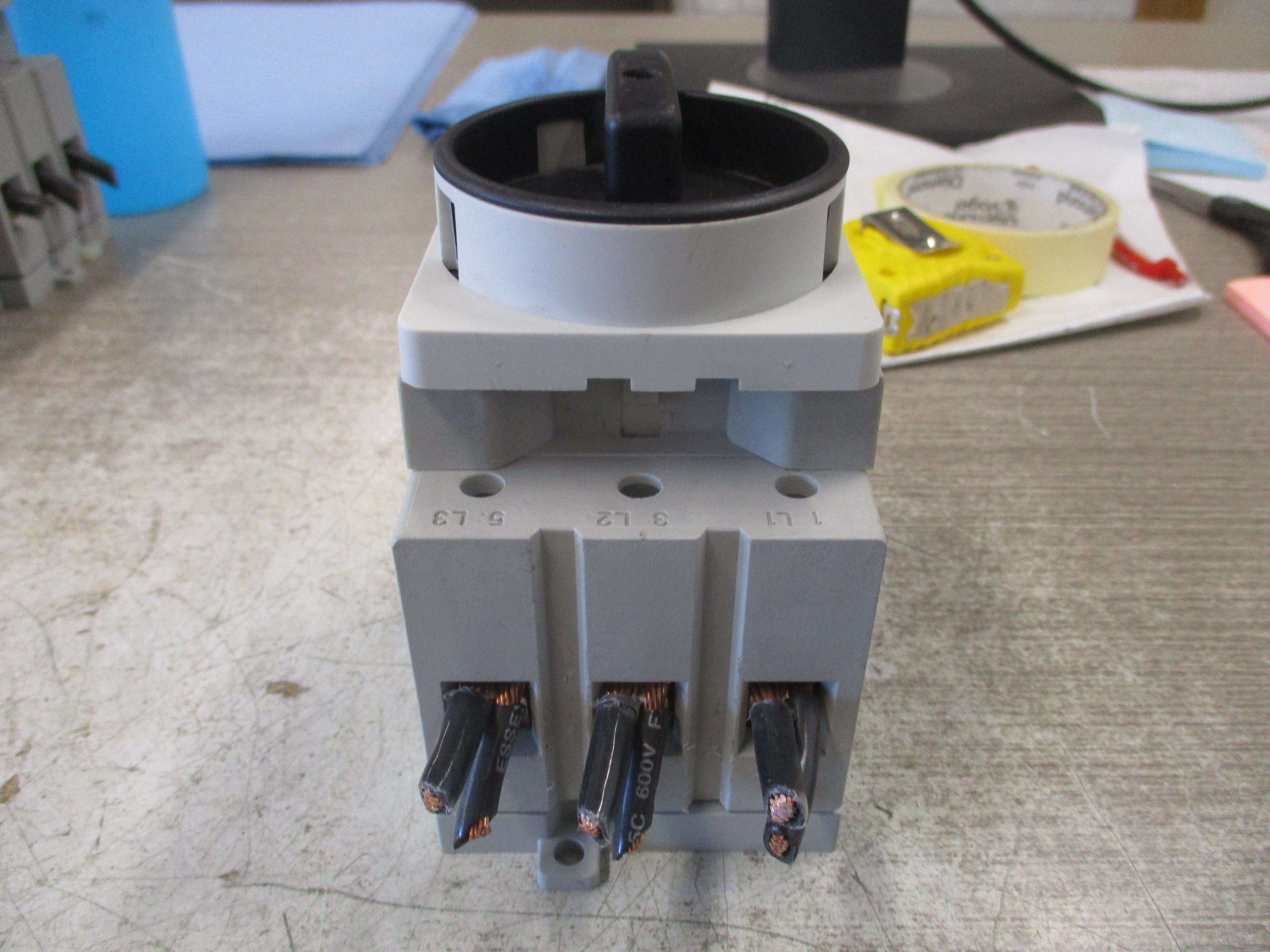Allen-Bradley Disconnect Switch 194E-A80-1753 Ser. B 80A 690V Used