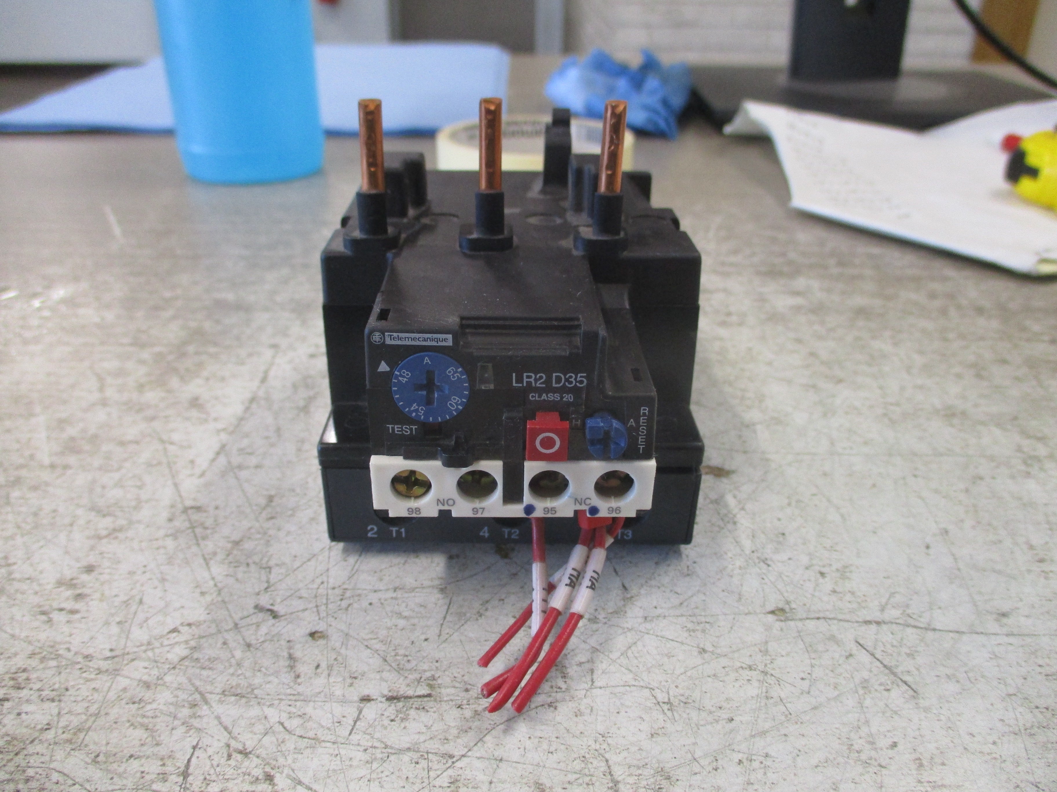 Schneider Electric Solid State Overload LR2 D3559 Trip: 48-65A 600V 3Ph