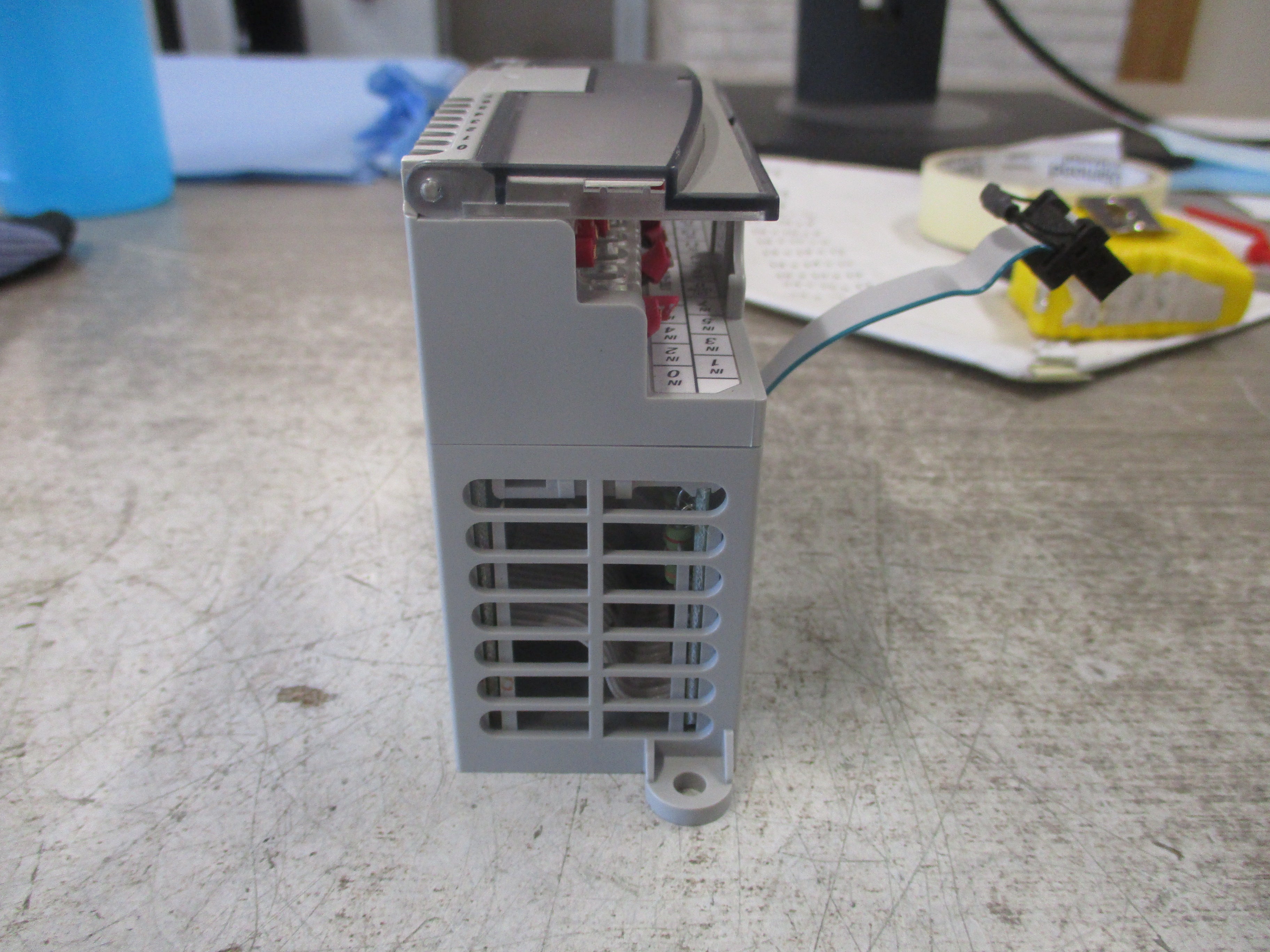 Allen-Bradley MicroLogix Sink/Source Input Module 1762-IQ16  Ser. B  Rev. B