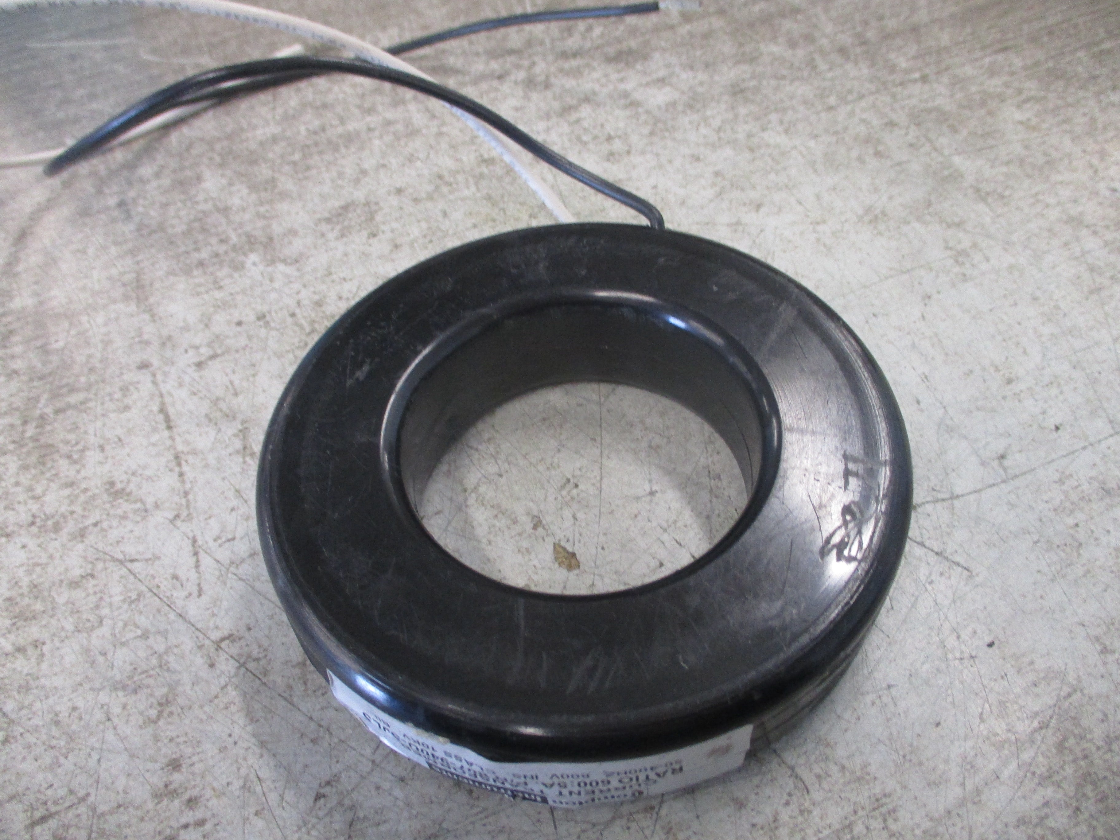 Crompton Instruments Current Transformer 807-940U-SJLS Ratio 600:5A 600V