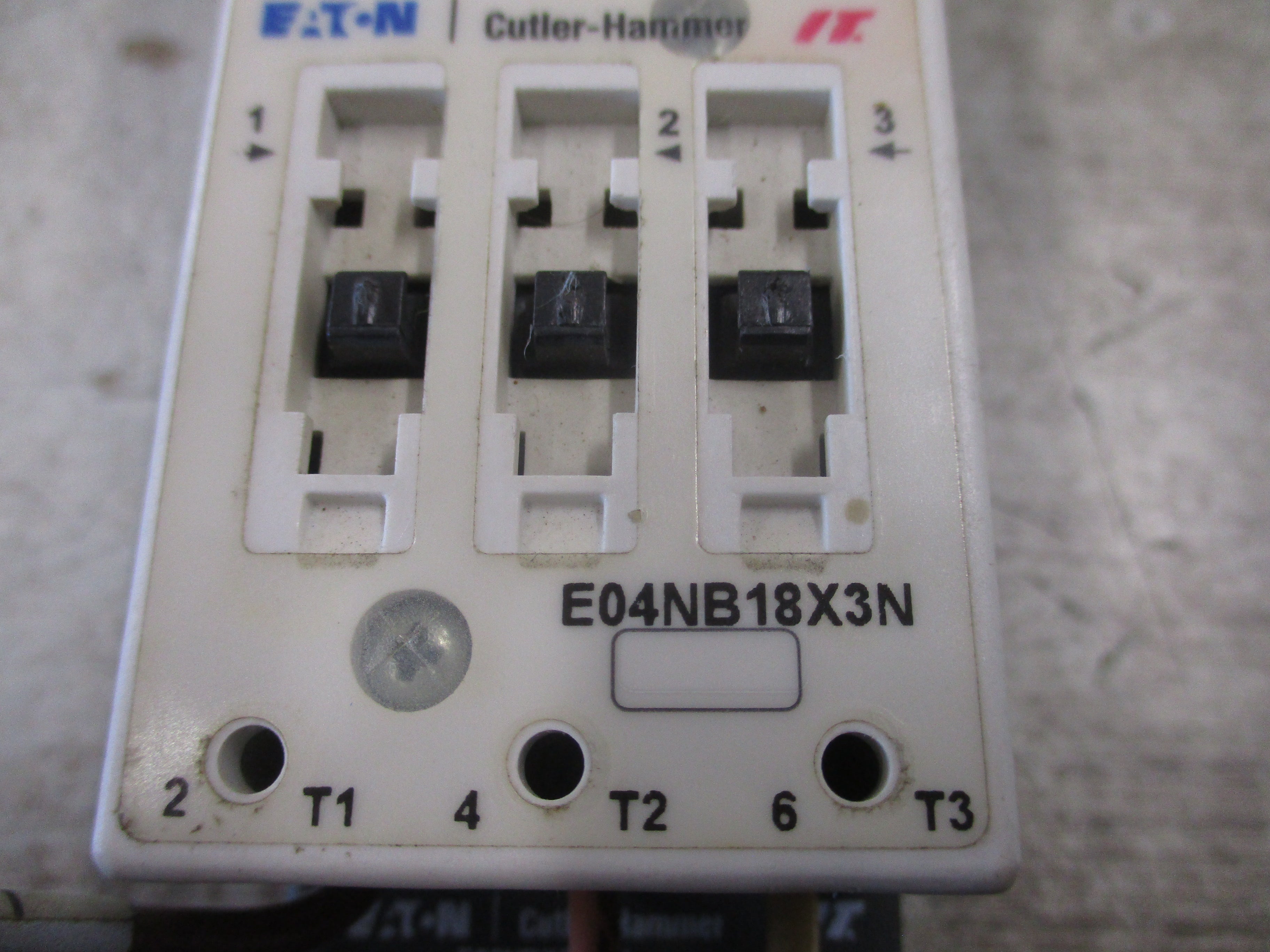 Eaton/Siemens Starter E04NB18X3N/3RV1021-4AA10 24VDC Coil Trip: 11-16A Used