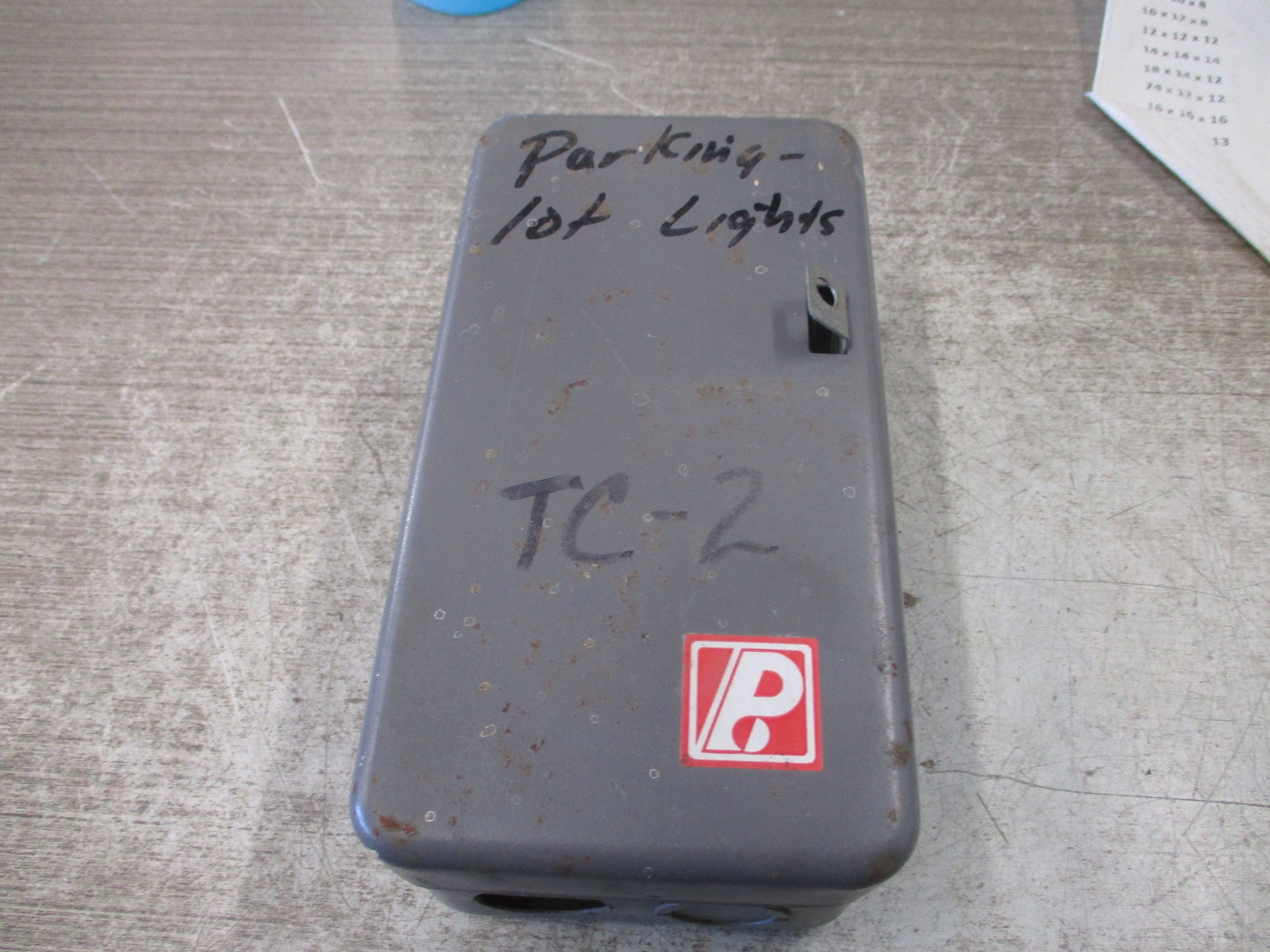 Paragon Timer 4005-00S 120V *Bent Corner* Used