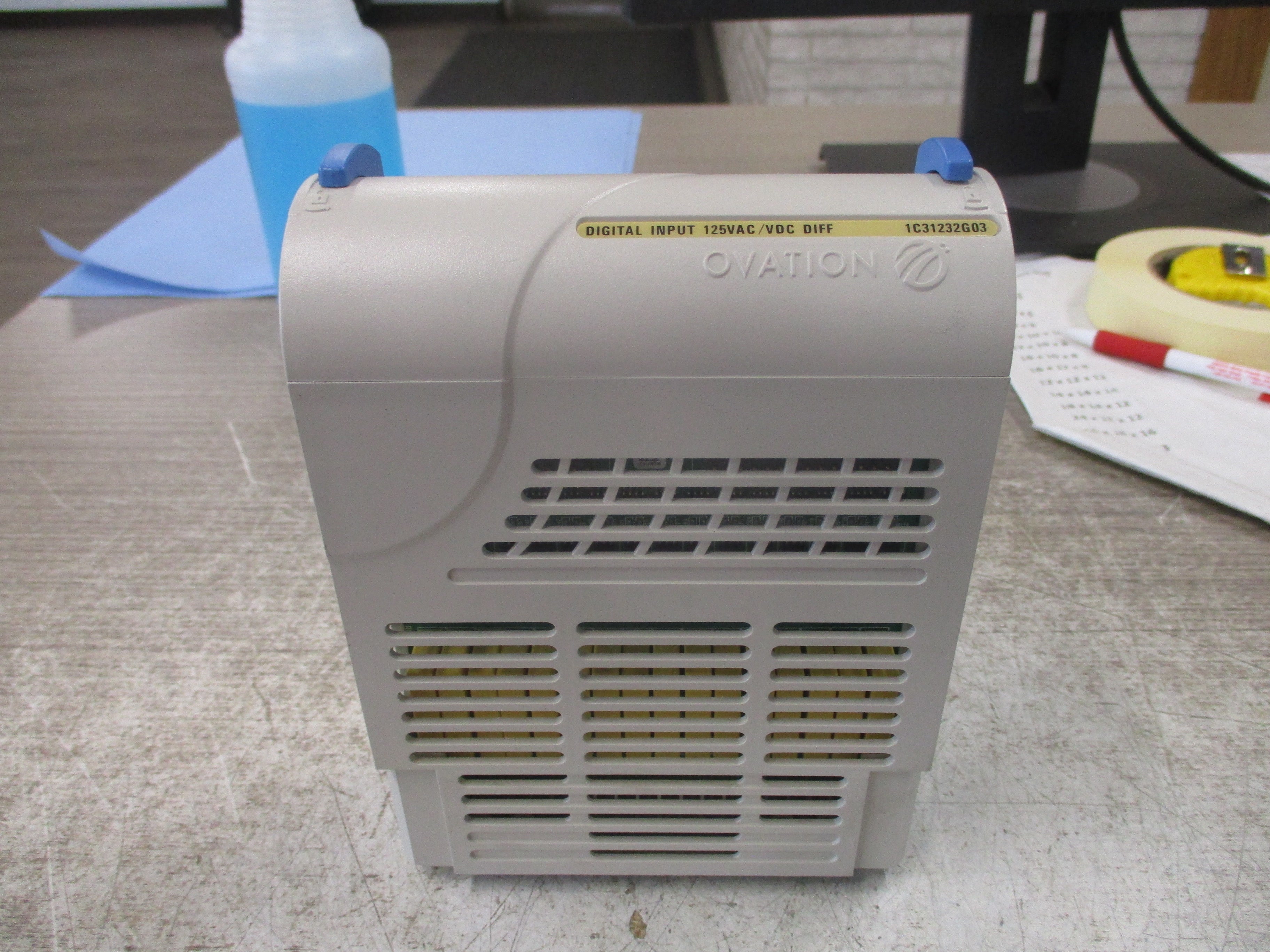 Emerson Ovation Digital Input Module 1C31232G03 125VAC/VDC Diff *Broken Mount*