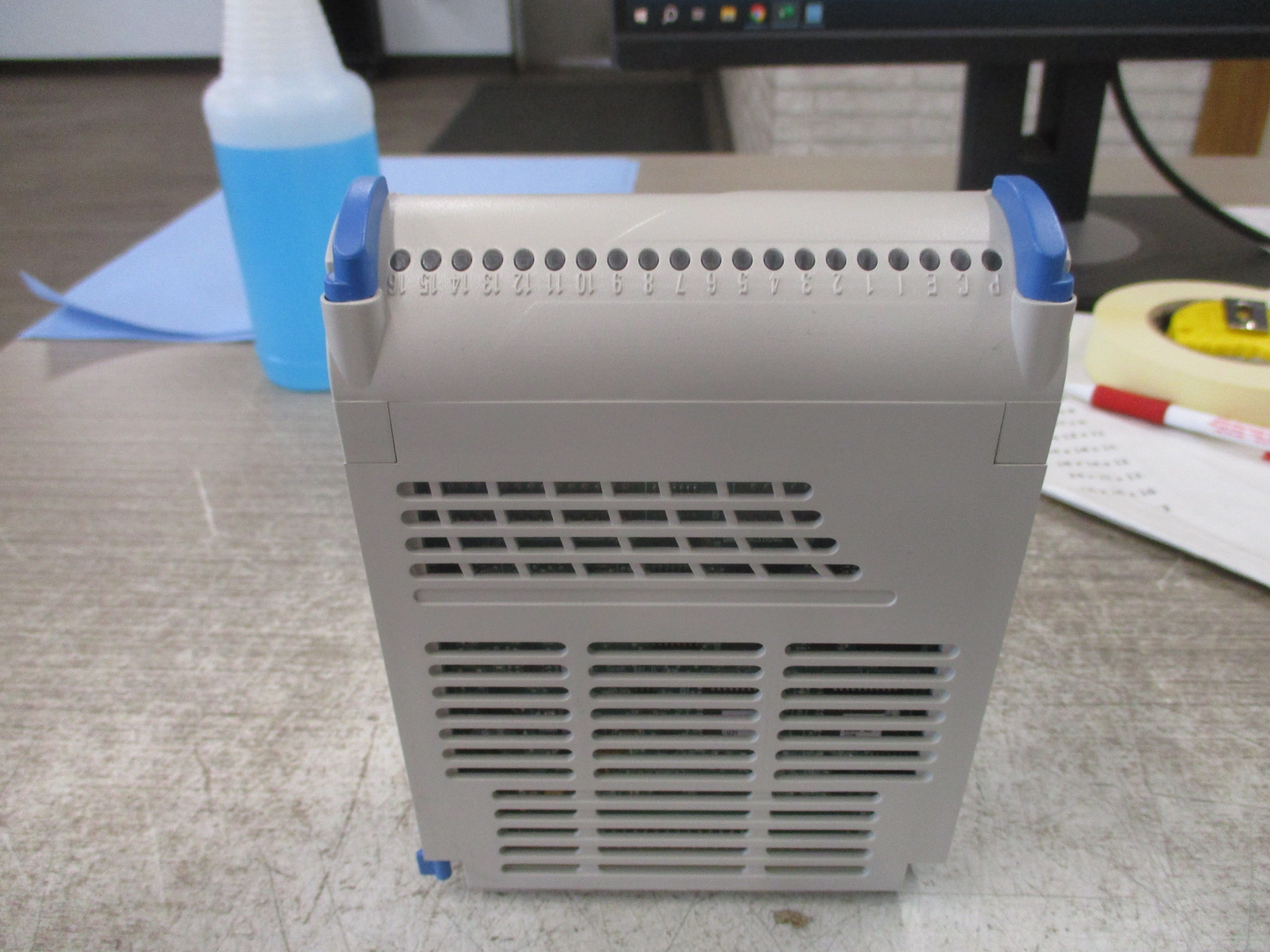 Emerson Ovation Digital Input Module 1C31232G03 125VAC/VDC Diff *Broken Mount*