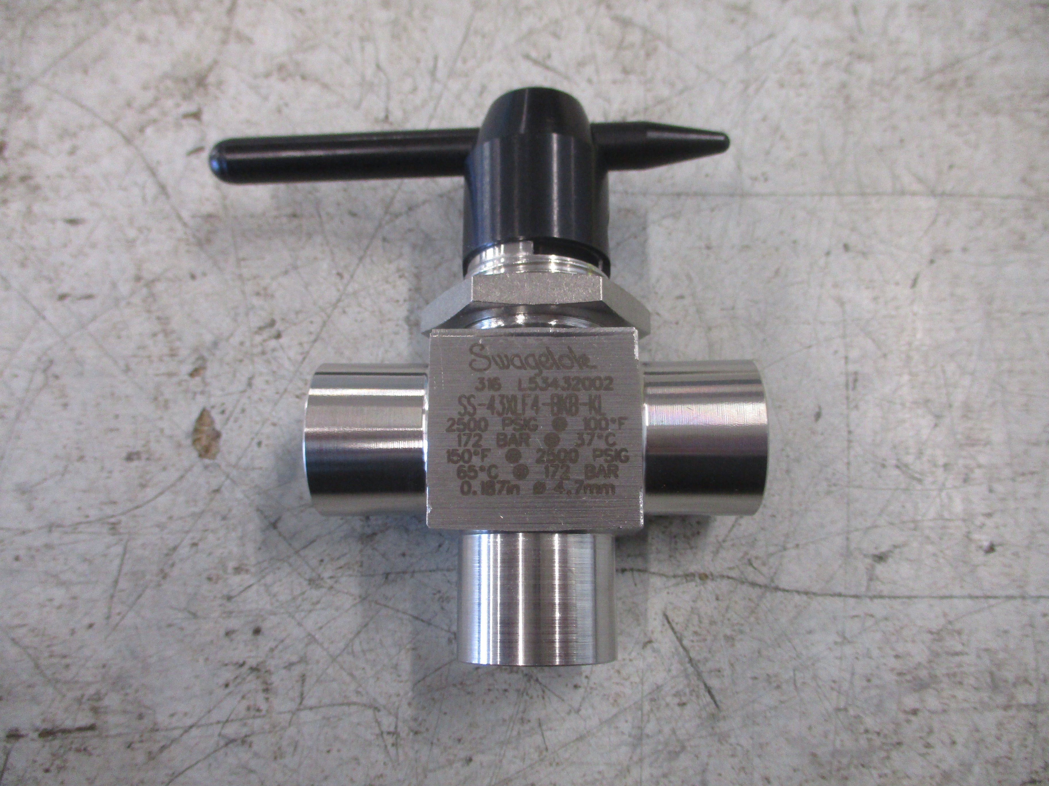 Swagelok Stainless Steel 3-Way Ball Valve SS-43XLF4-BKB-KL 2500 PSIG *No Box*