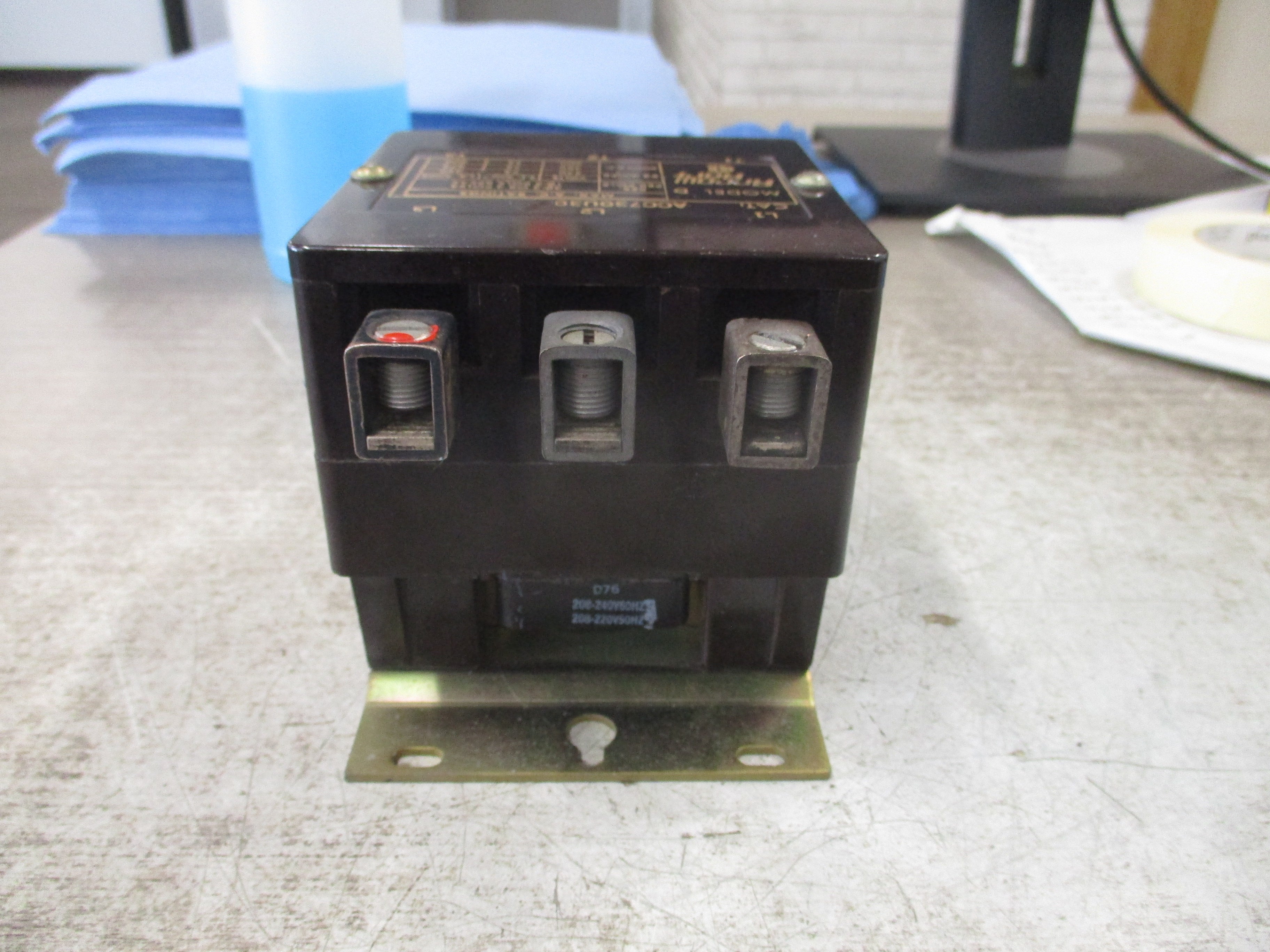 Arrow Hart Contactor ACC730U30 208-240V Coil 93A 600V Used