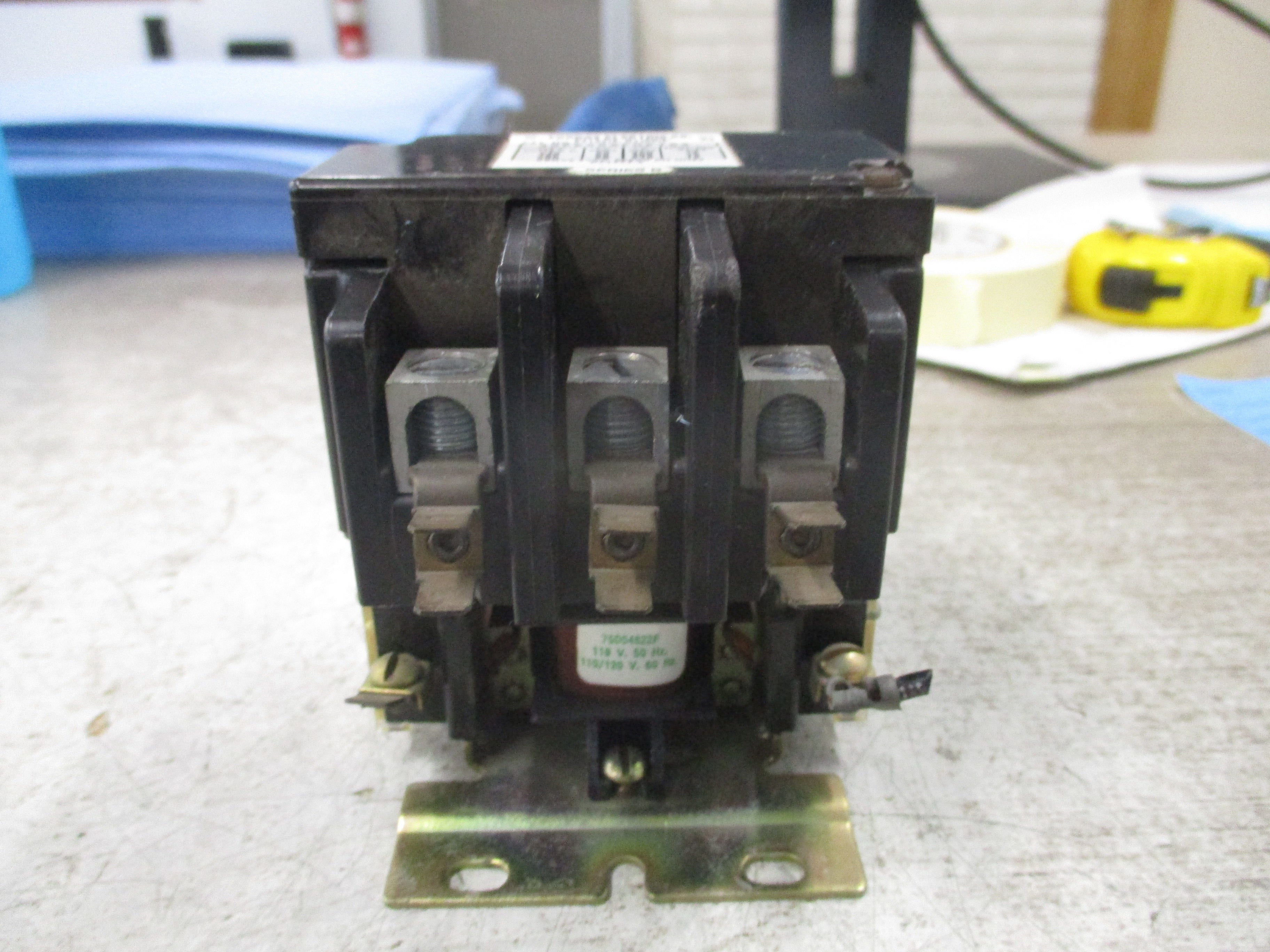Furnas Contactor 42EE35AFGE154 110/120V Coil 60A 600V Used