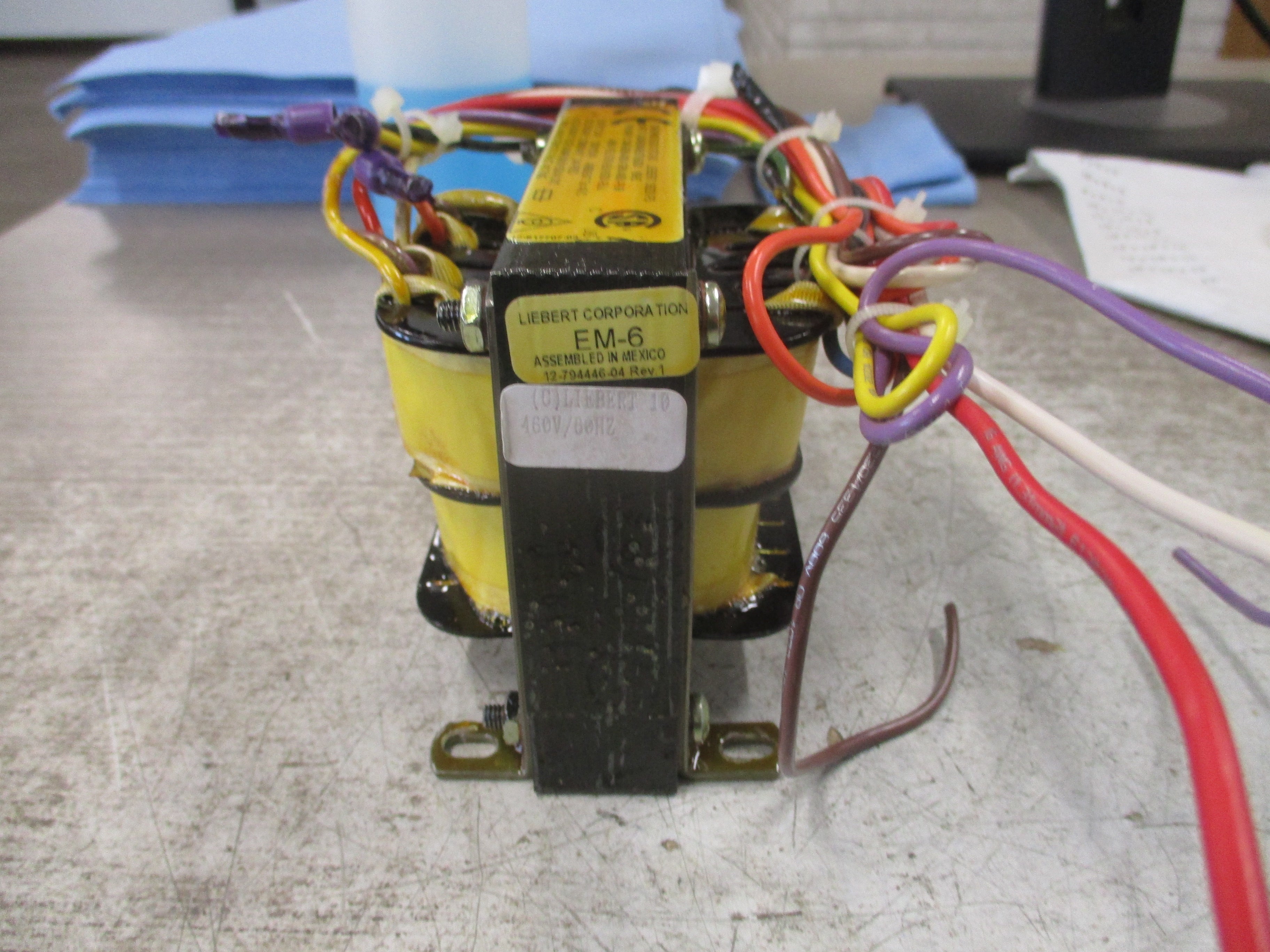 Liebert Transformer 136201P3 200/120VA Input: 460-600V Output: 24V 60Hz Used