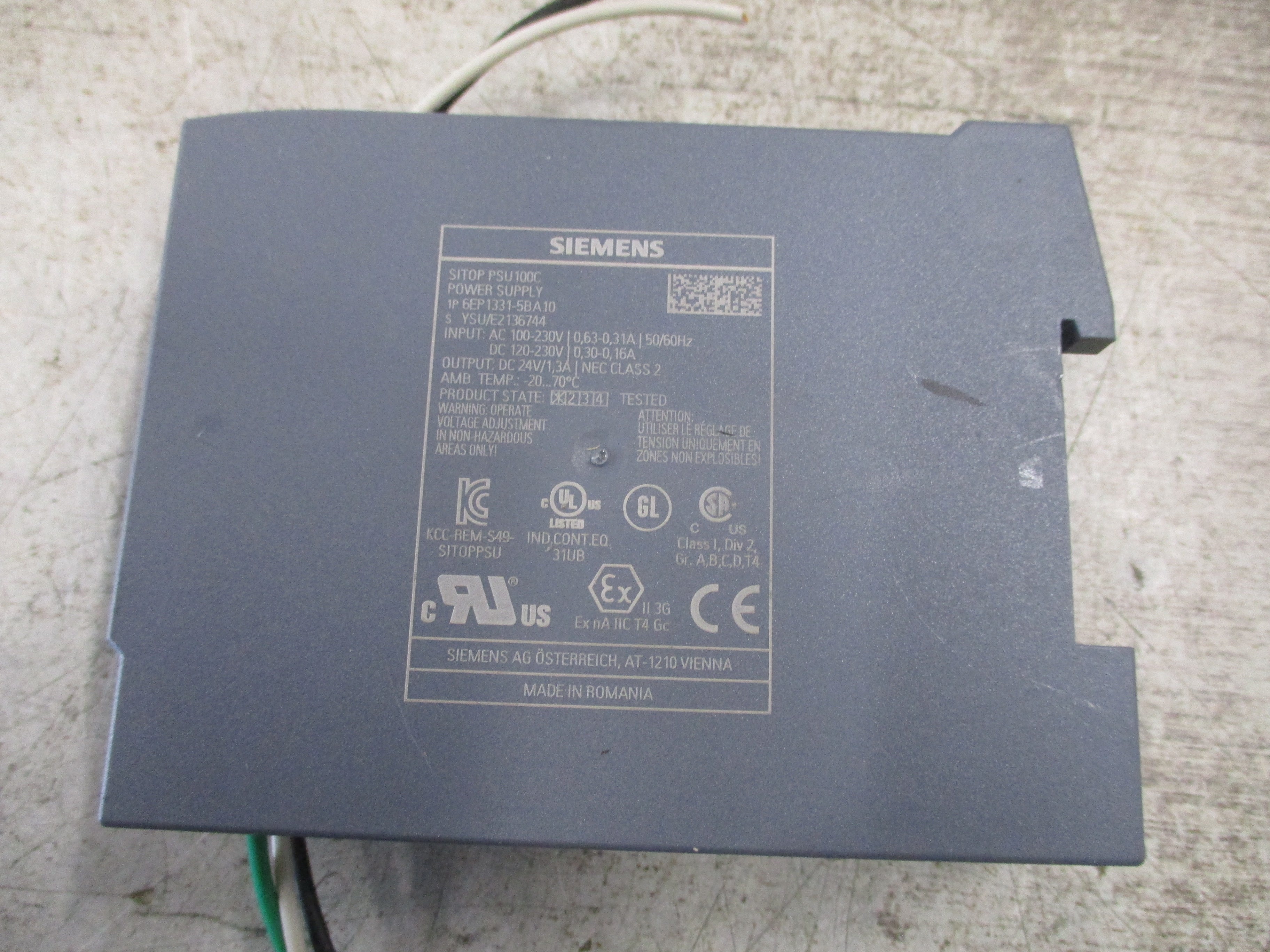Siemens SITOP PSU100C Power Supply 6EP1331-5BA10 Input: AC 100-230V 0.63-0.31A