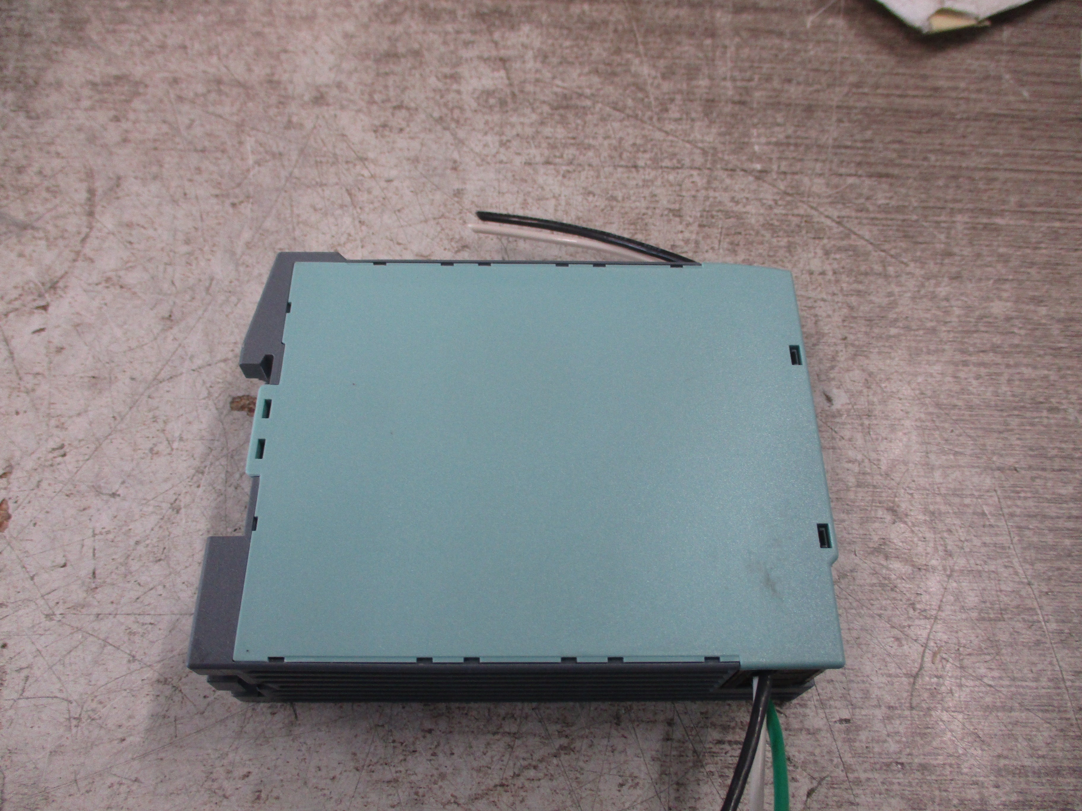 Siemens SITOP PSU100C Power Supply 6EP1331-5BA10 Input: AC 100-230V 0.63-0.31A