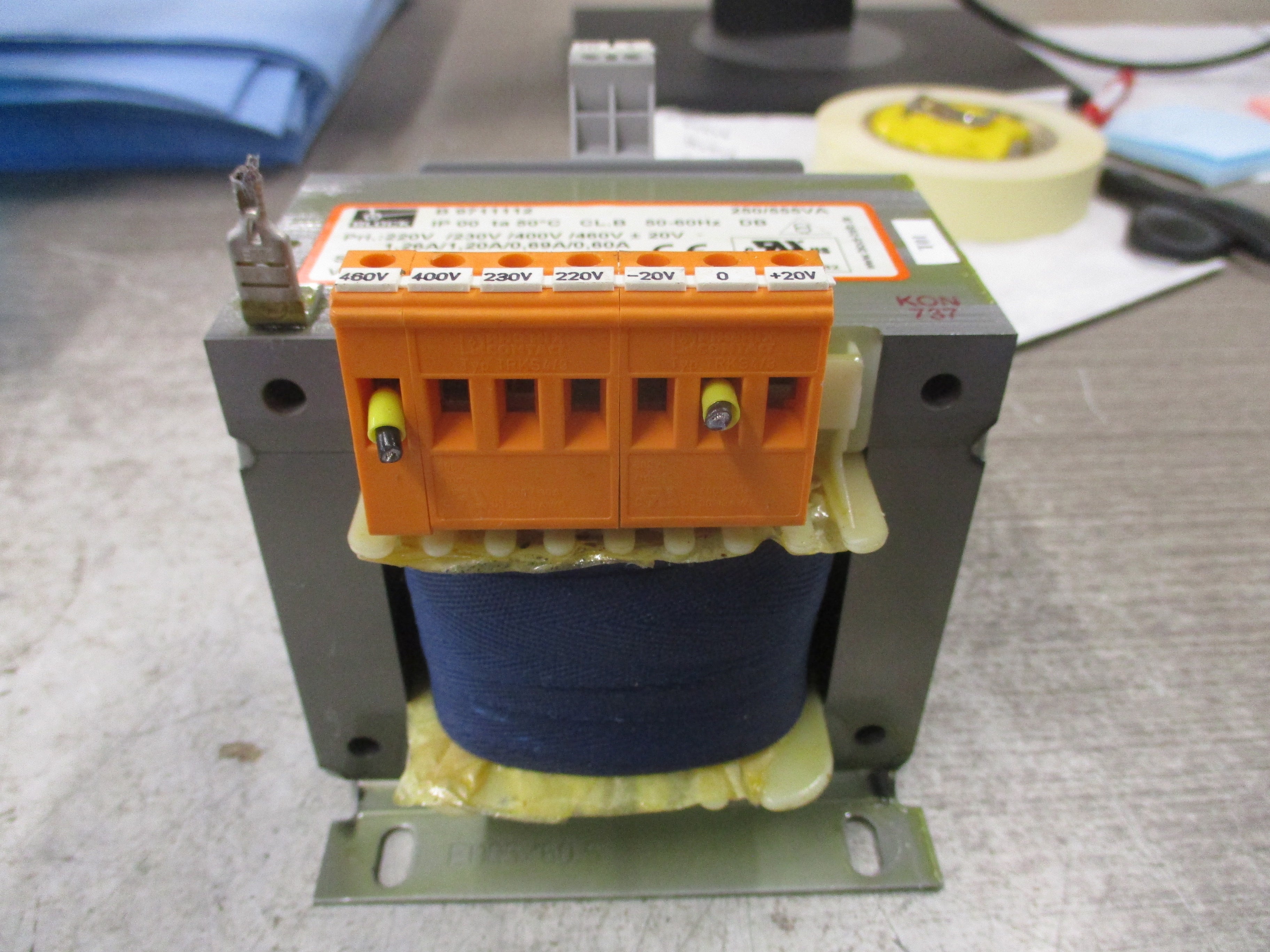 Block Transformer B 9711112 250/555VA Pri: 220/230/400/460V Sec: 24V 50-60Hz