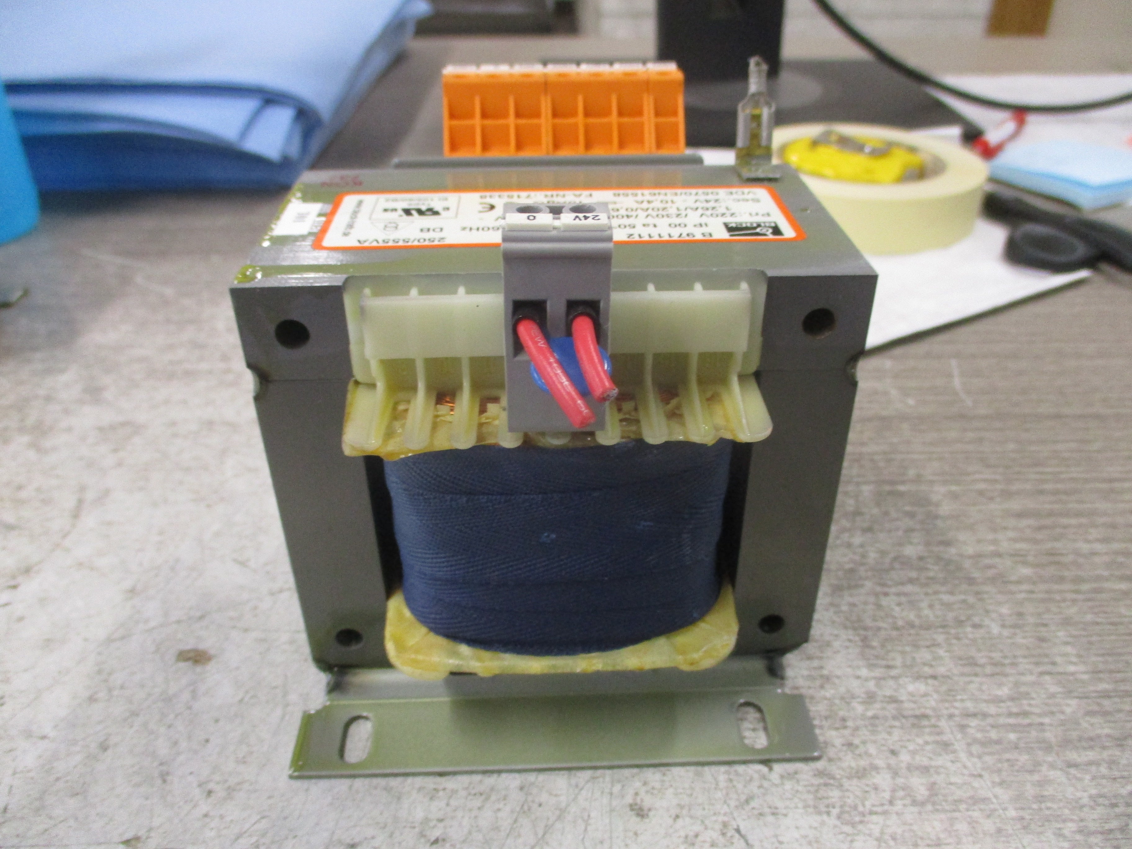 Block Transformer B 9711112 250/555VA Pri: 220/230/400/460V Sec: 24V 50-60Hz