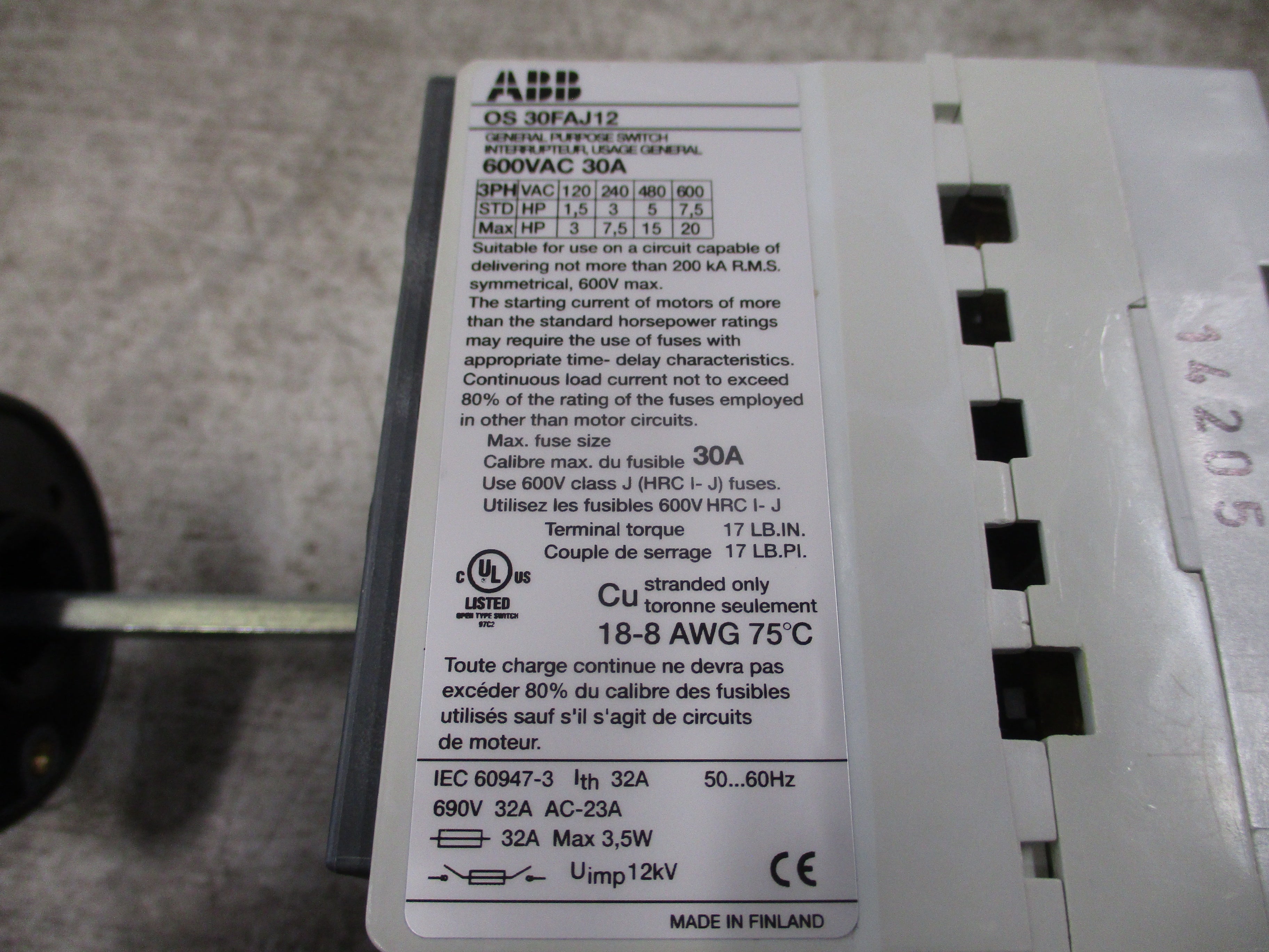 ABB Fusible Disconnect Switch OS 30FAJ12 30A 600V 3P (3) 15A Fuses Used