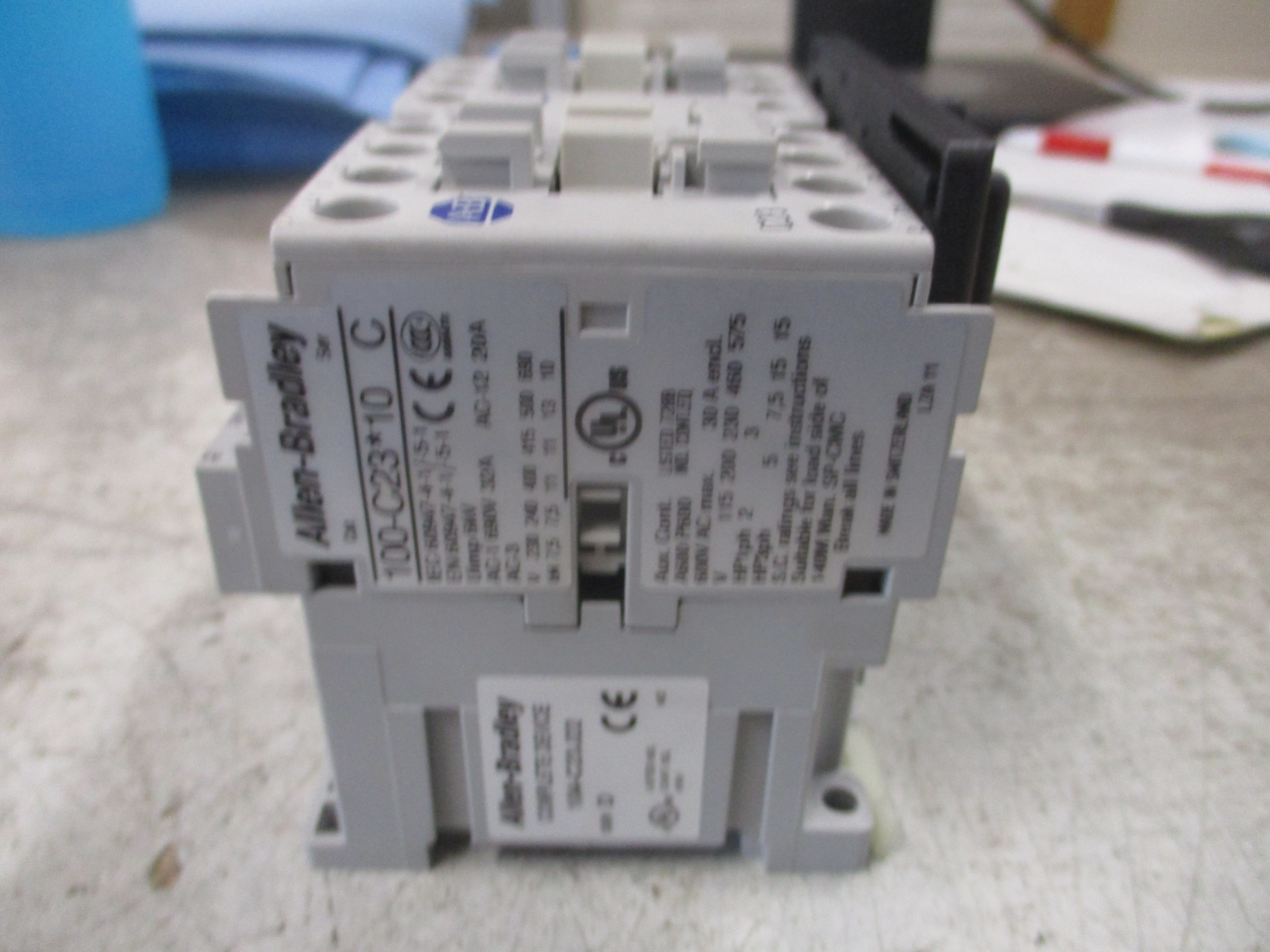 Allen-Bradley Reversing Contactor 104-C23J22 Ser. D 24V Coil 30A 600V Used