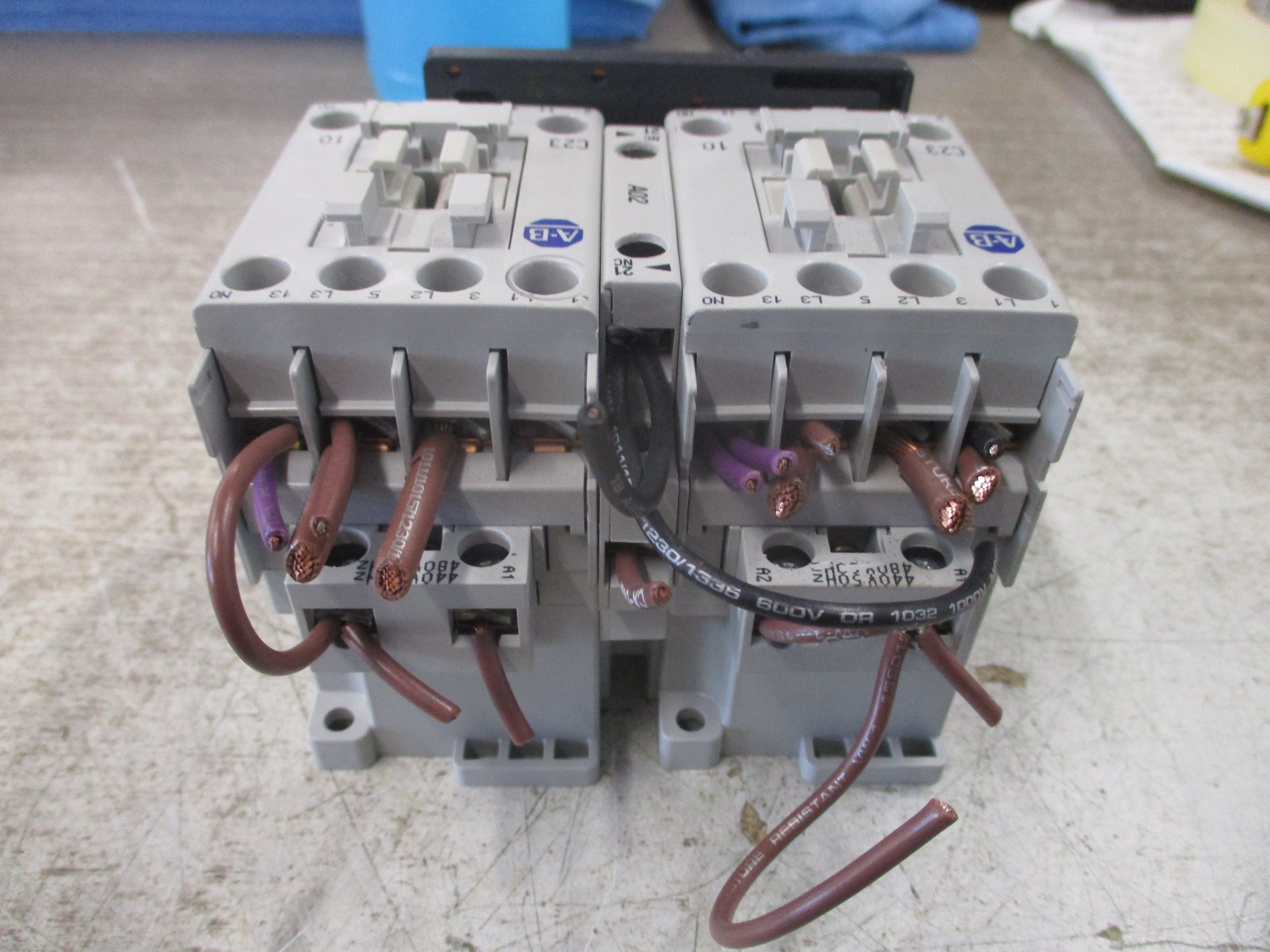 Allen-Bradley Reversing Contactor 104-C23B22 Ser. D 480V Coil 30A 600V Used