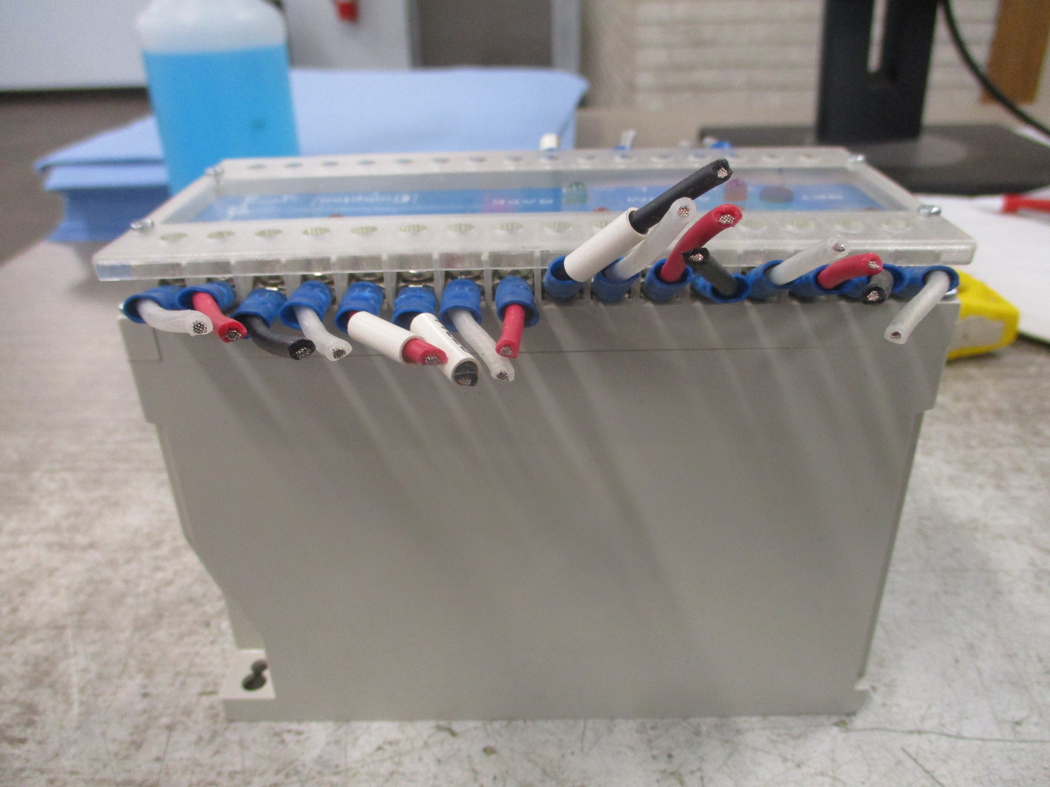 Crompton Temperature Relay 256-PCCU-R2BX-DG Range: 0-200 °C RTD: 100ohm Platinum