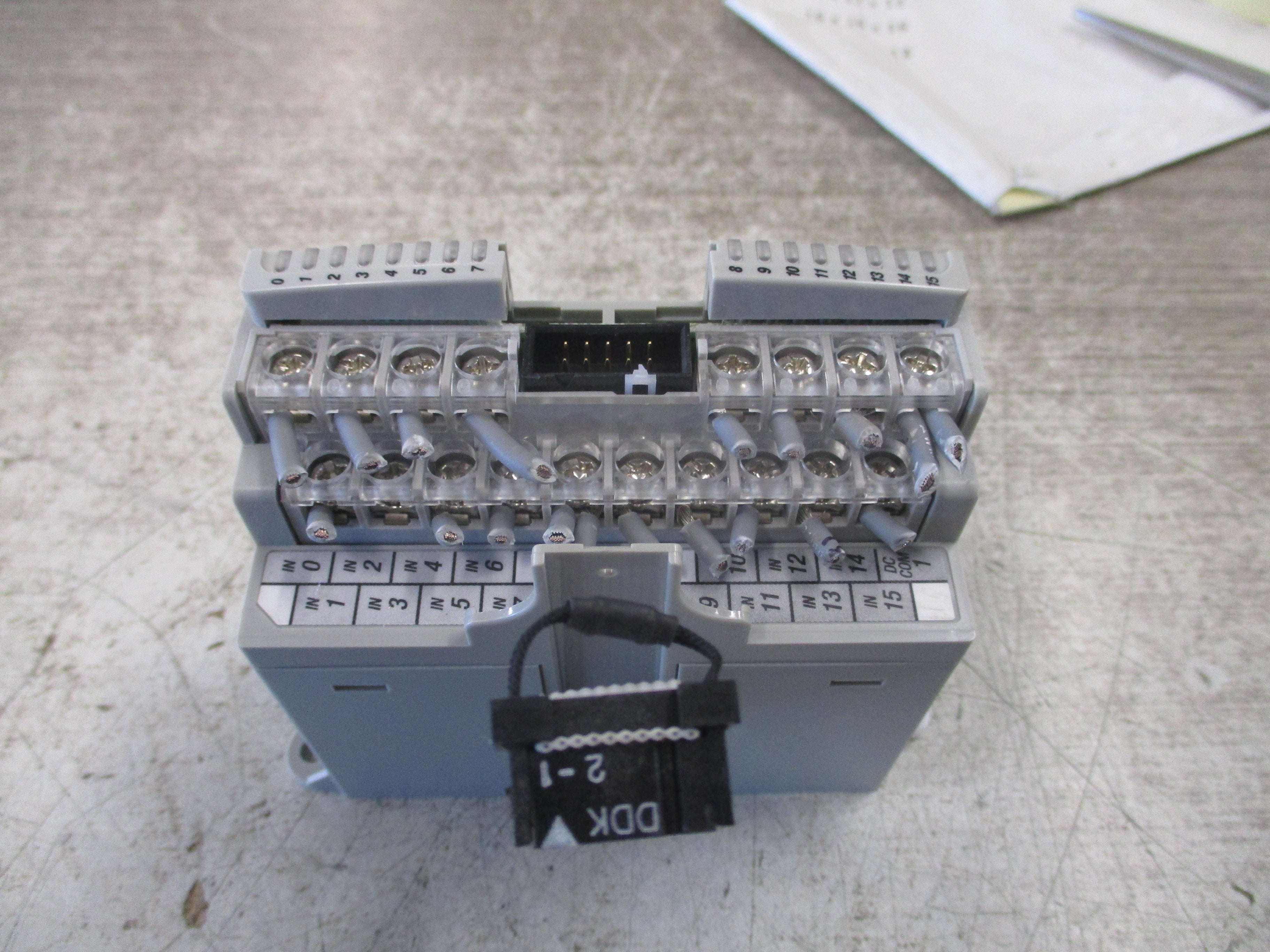 Allen-Bradley MicroLogix Sink/Source Input Module 1762-IQ16 Ser. B Rev. A 24VDC