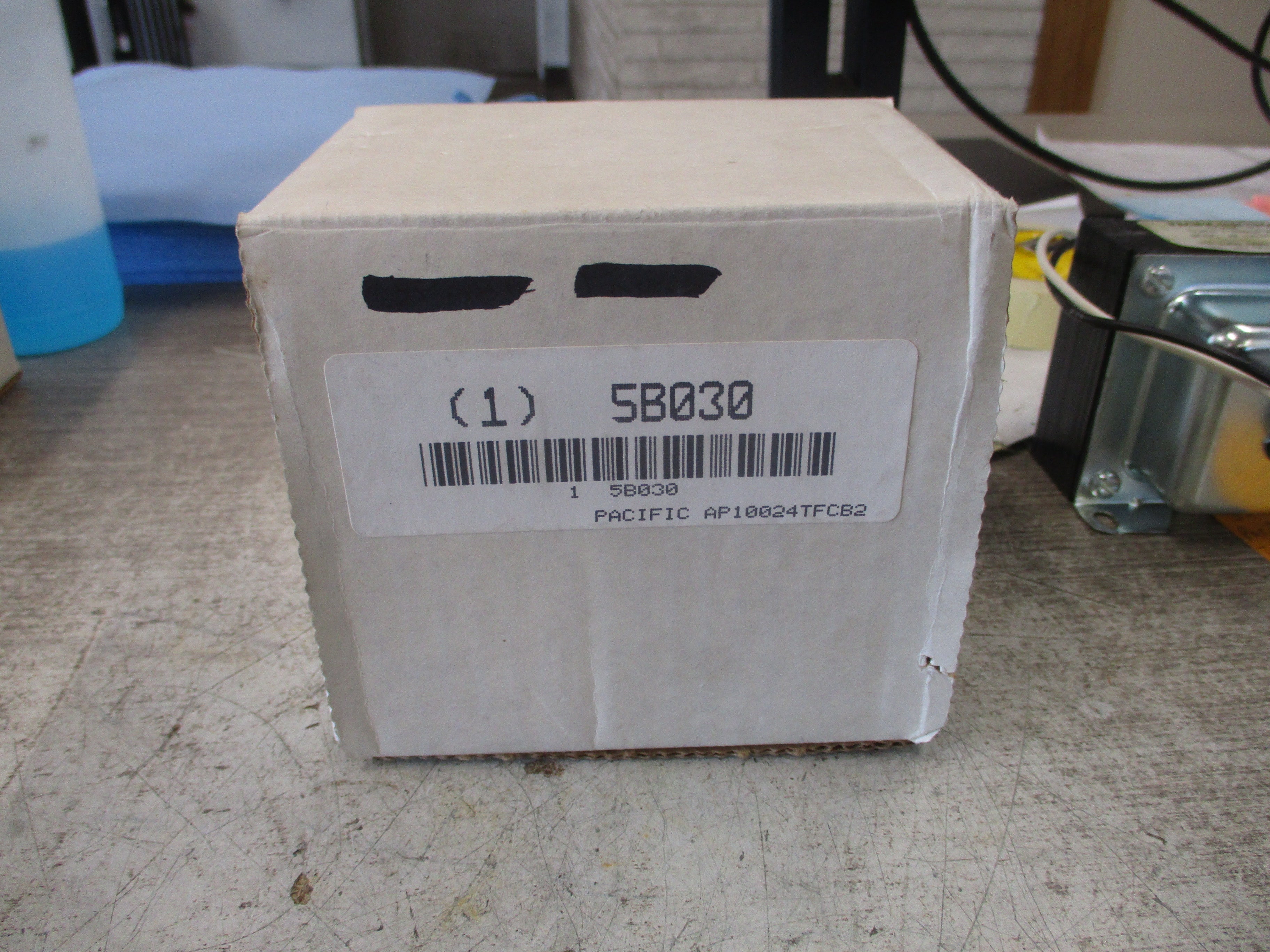 Pacific Electronics Transformer AP-10024 TF/CB Pri: 120V Sec:24V 95VA 60Hz