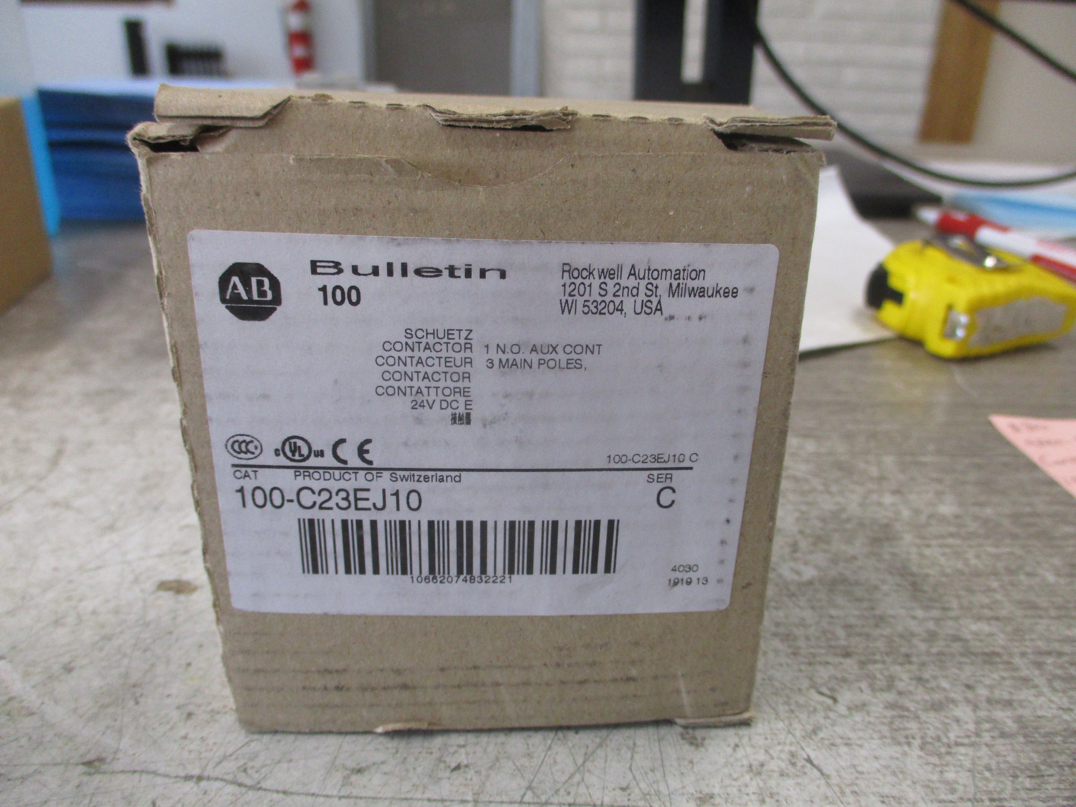 Allen-Bradley Contactor 100-C23EJ10 Ser. C 24VDC Coil New Surplus