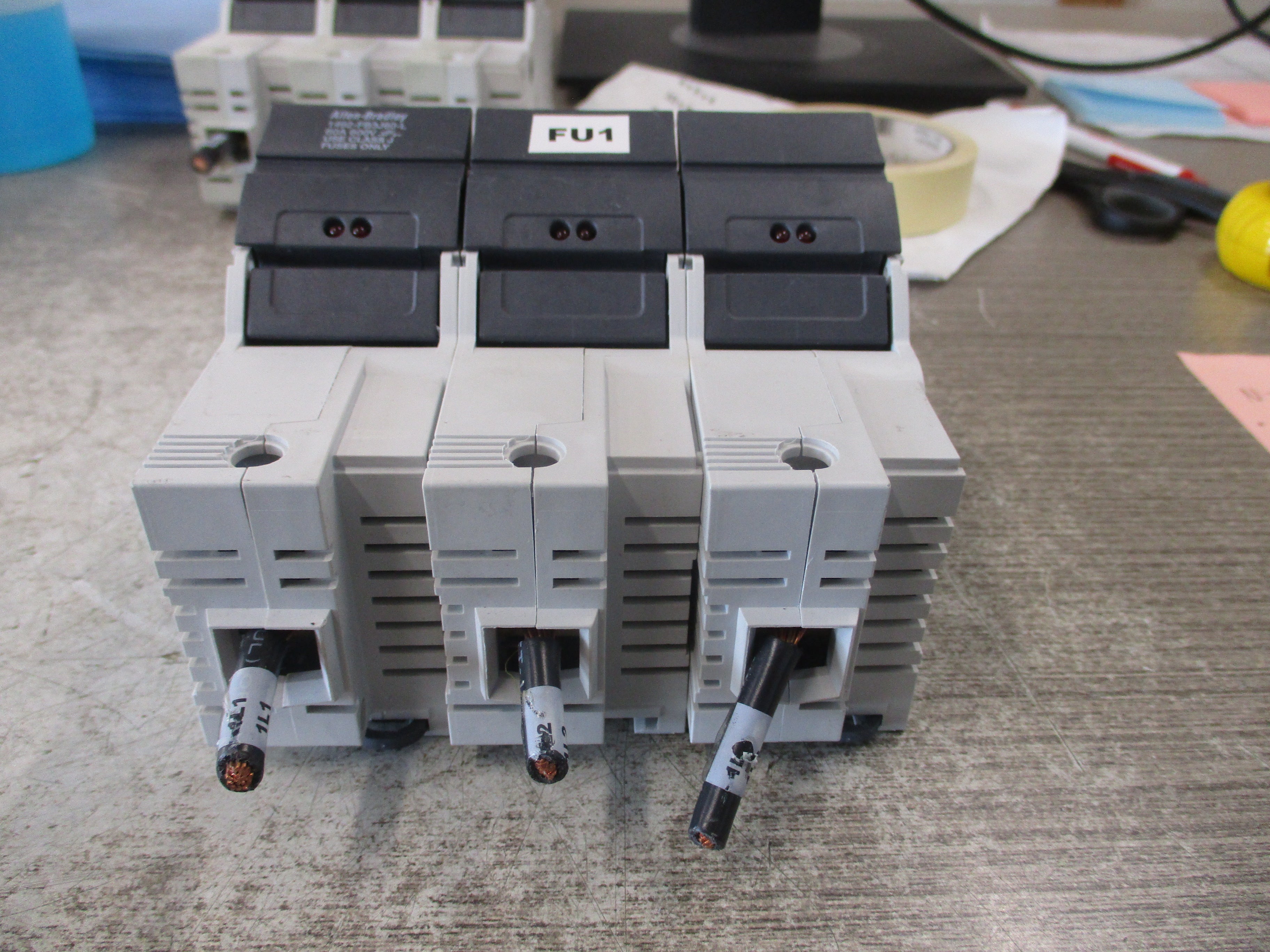 Allen-Bradley Fuseholder 1492-FB3J60-L 60A 600V 3P Used