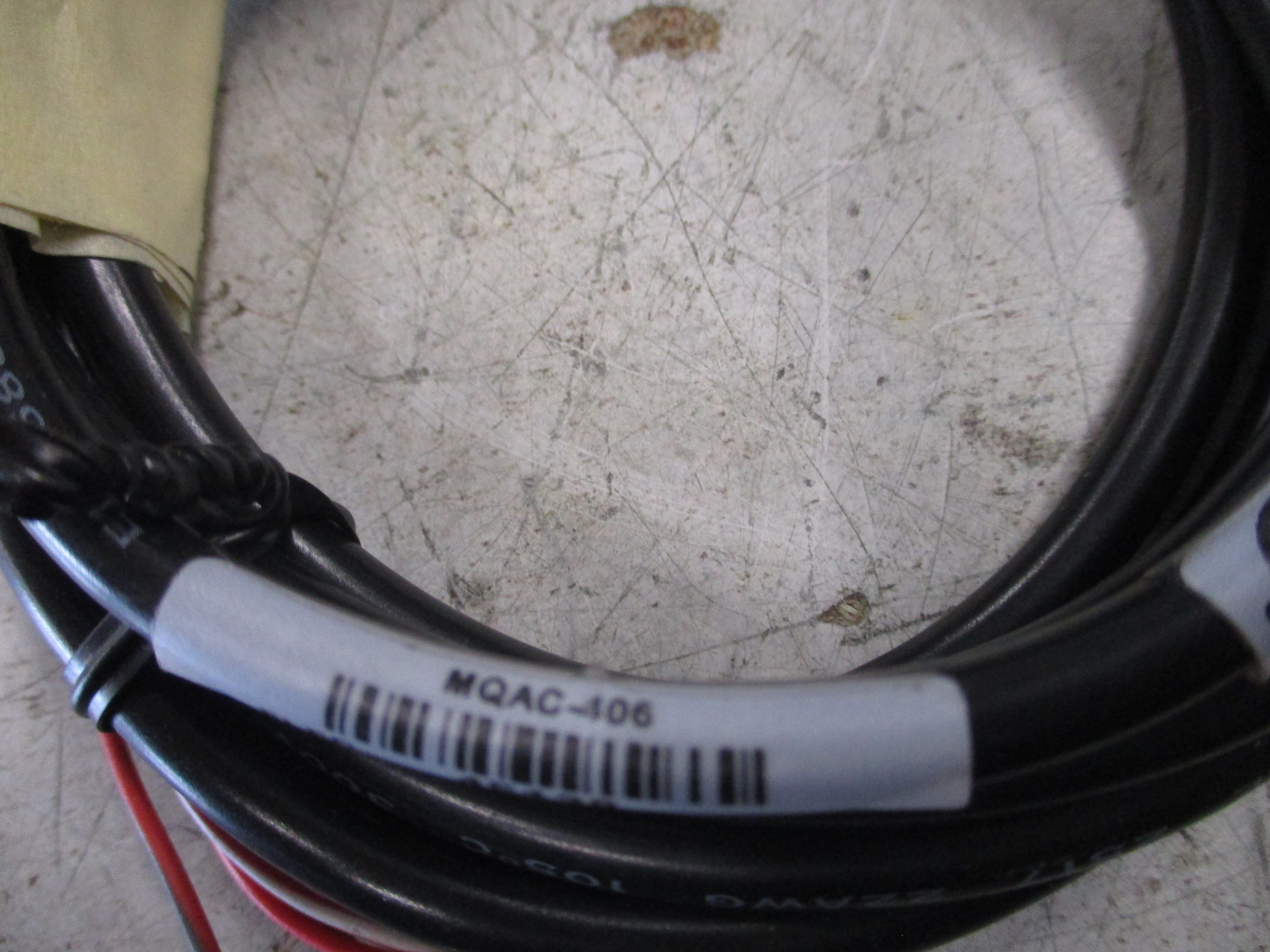 Banner Cordset MQAC-406 250V 4A Used